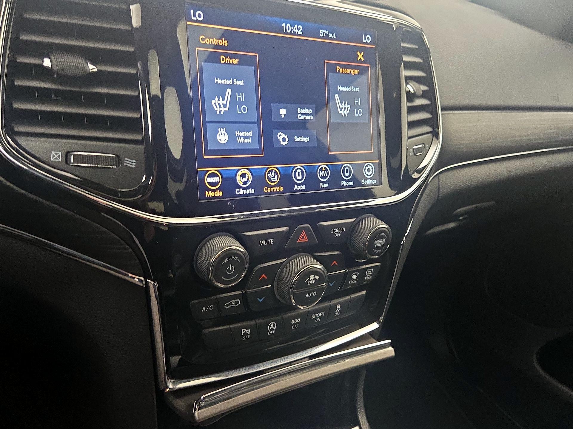 Thumbnail: 2021 Jeep Grand Cherokee - 17