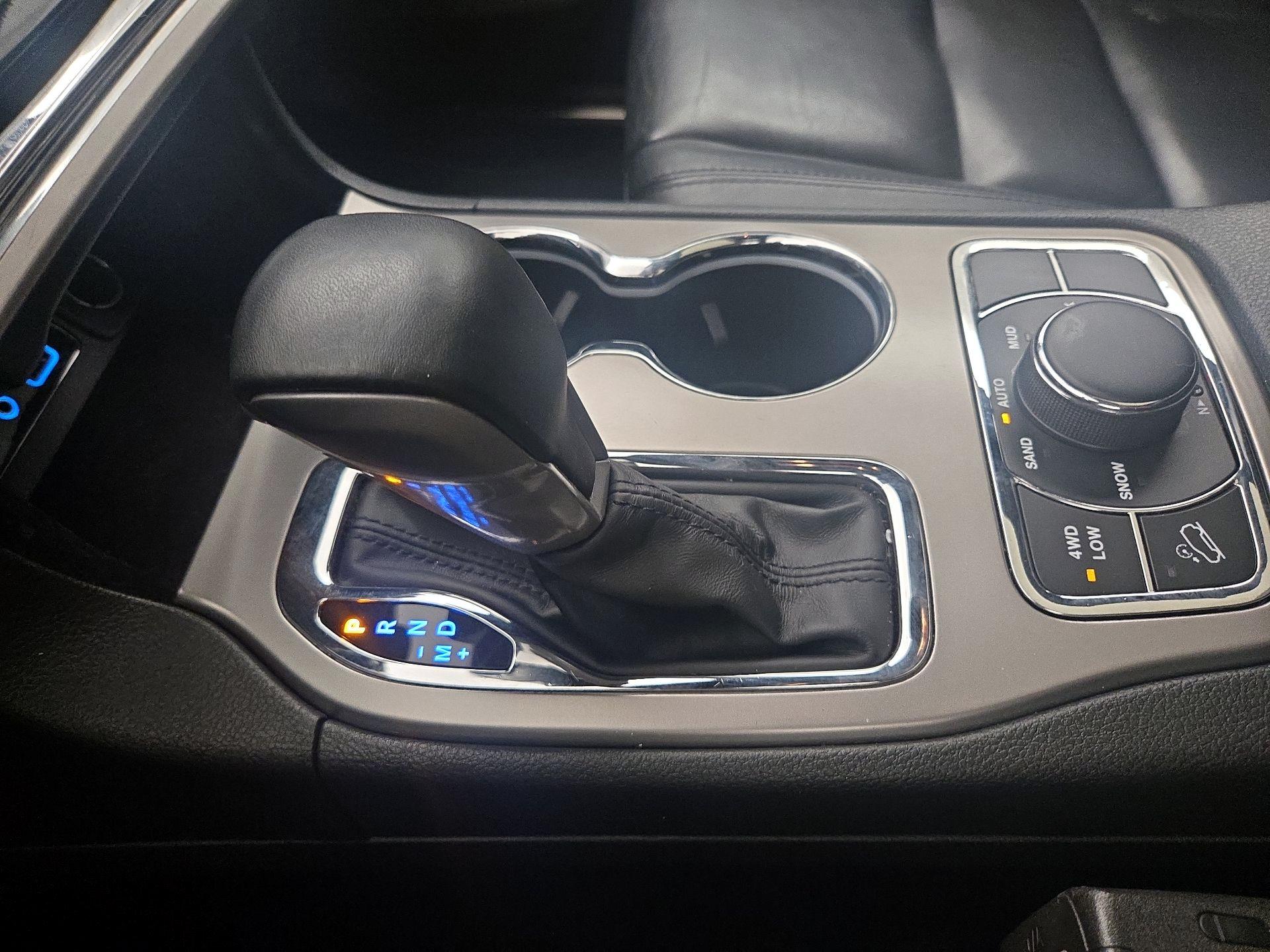 Thumbnail: 2021 Jeep Grand Cherokee - 18