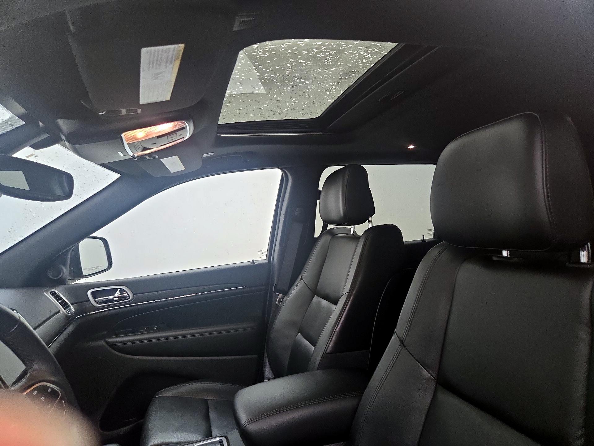 Thumbnail: 2021 Jeep Grand Cherokee - 20