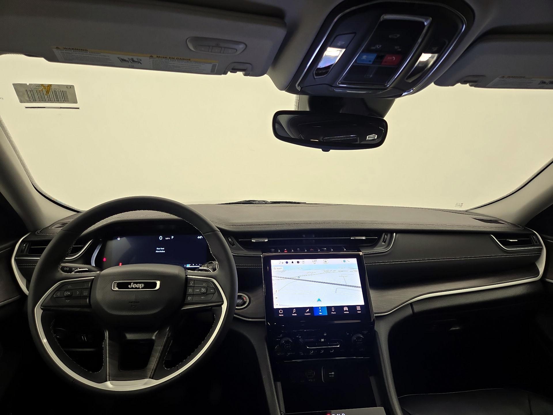 Thumbnail: 2023 Jeep Grand Cherokee - 9