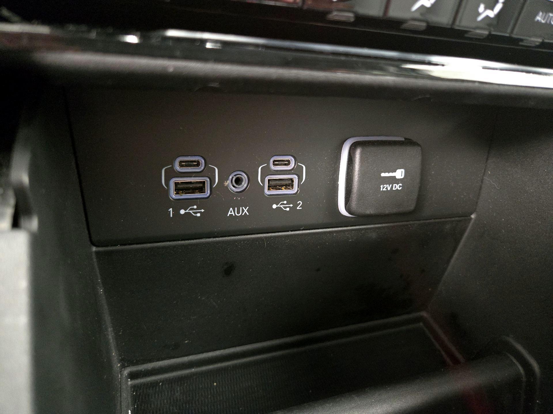 Thumbnail: 2023 Jeep Grand Cherokee - 19