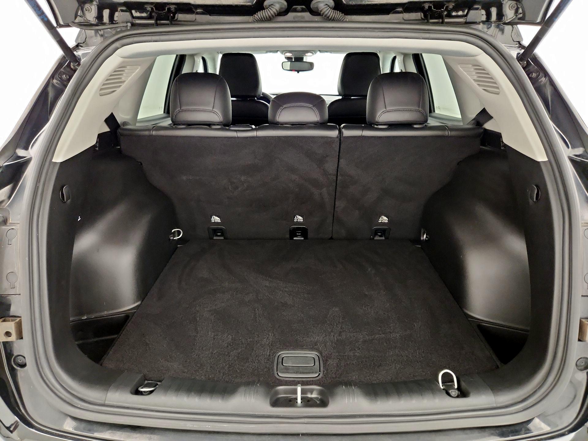 Thumbnail: 2022 Jeep Compass - 20