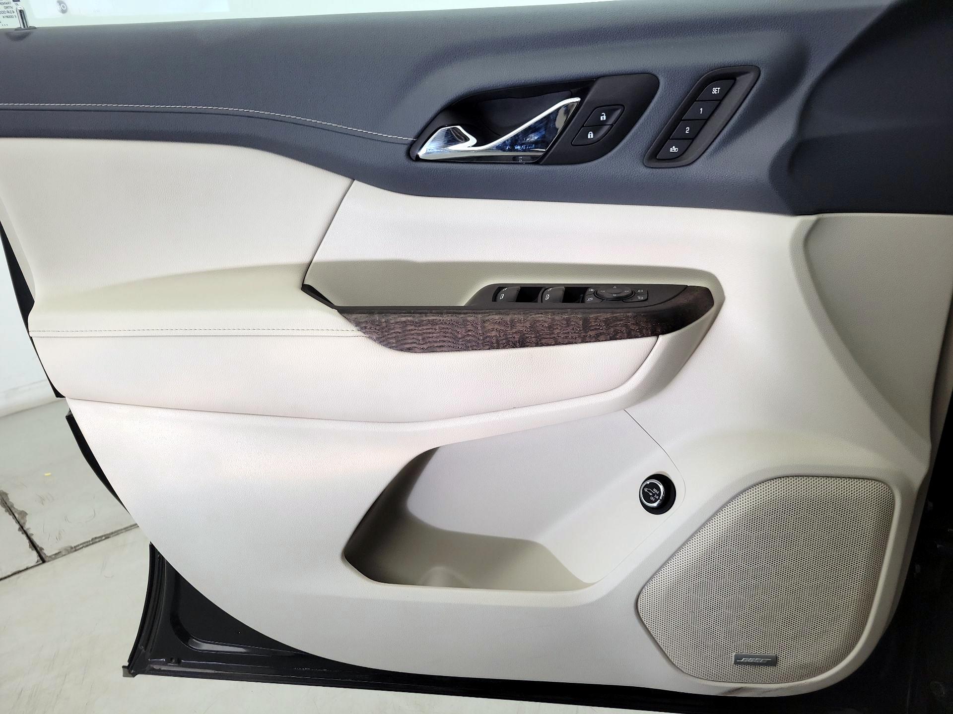 Thumbnail: 2022 GMC Acadia - 12