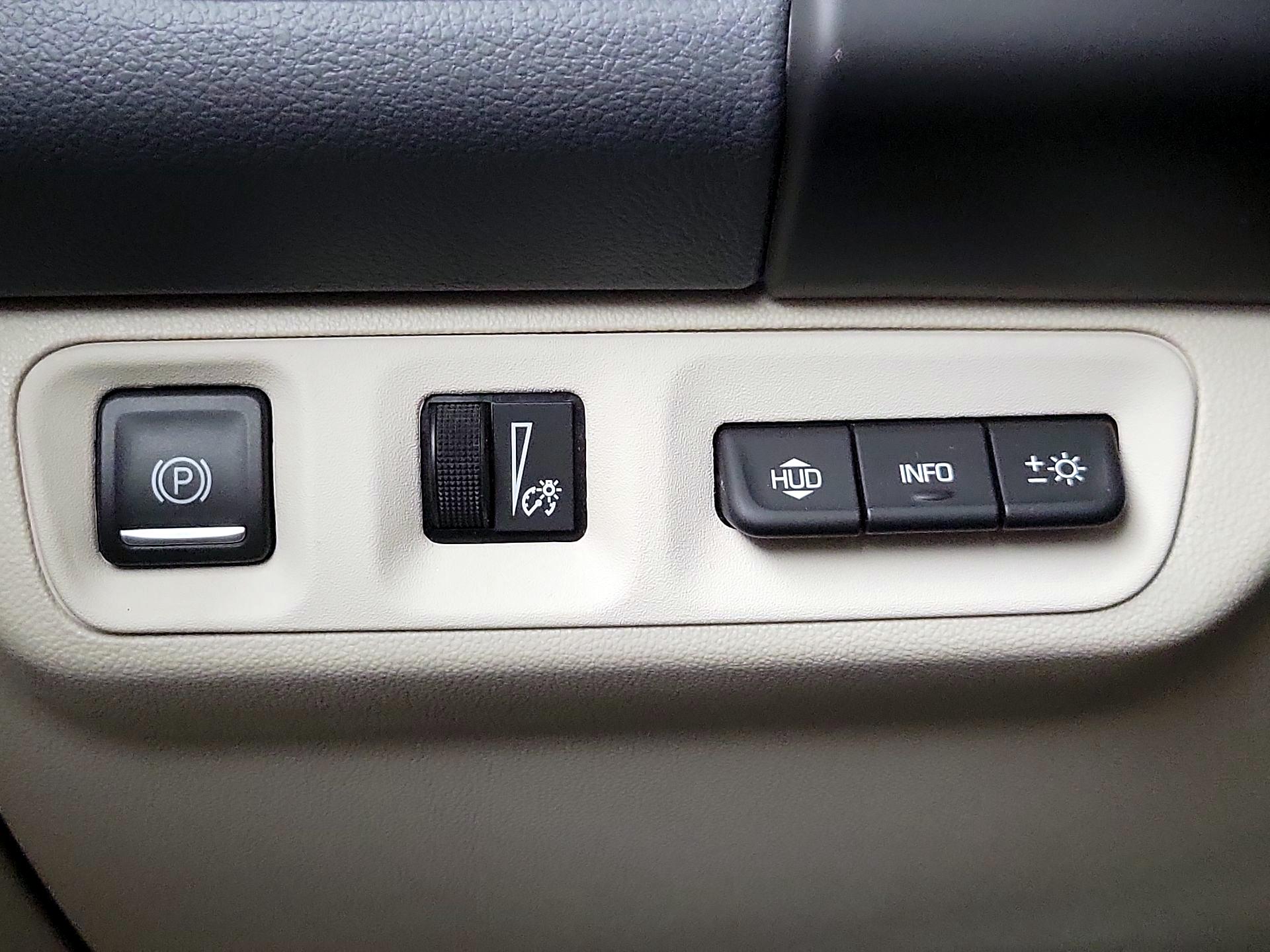 Thumbnail: 2022 GMC Acadia - 13