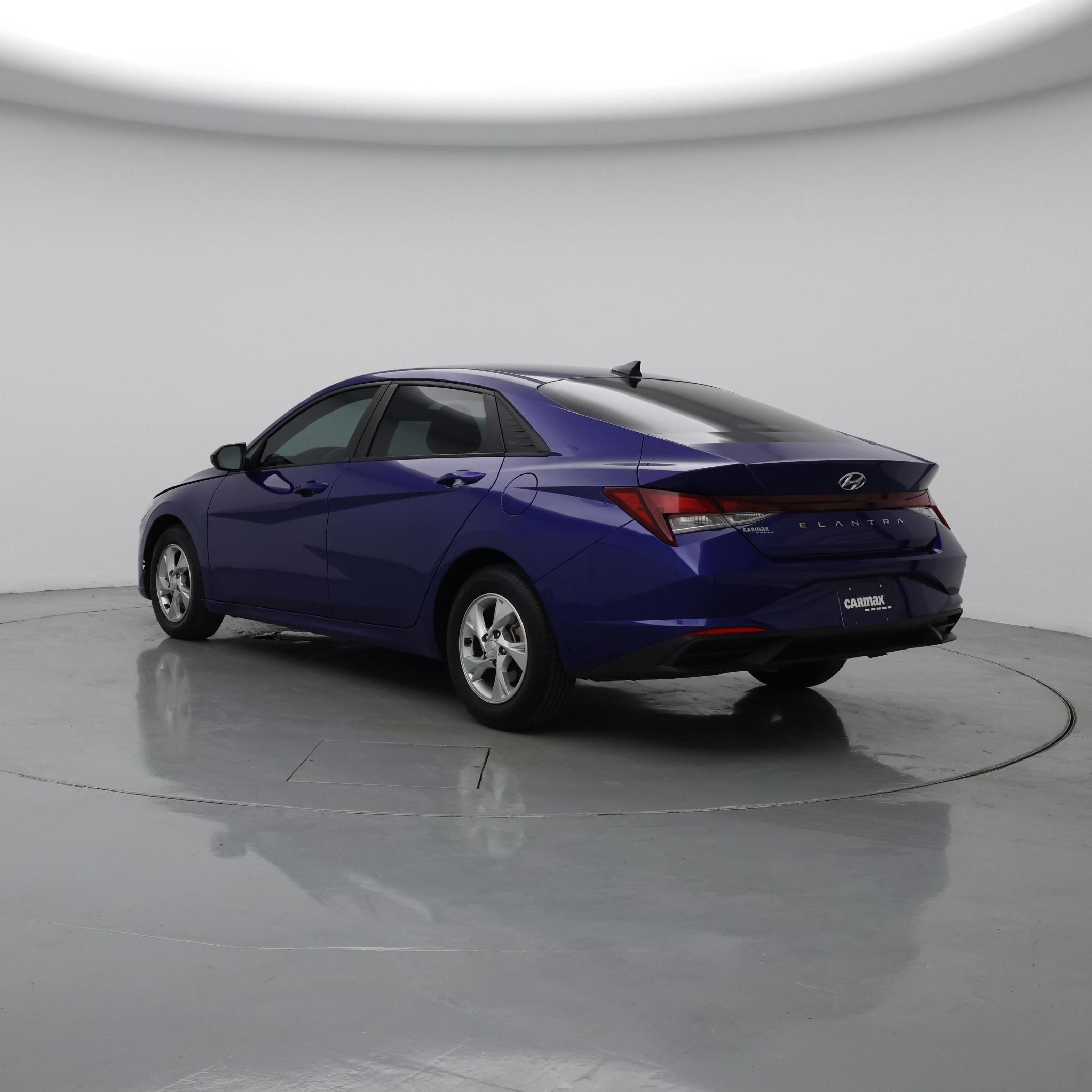 Thumbnail: 2023 Hyundai Elantra - 2