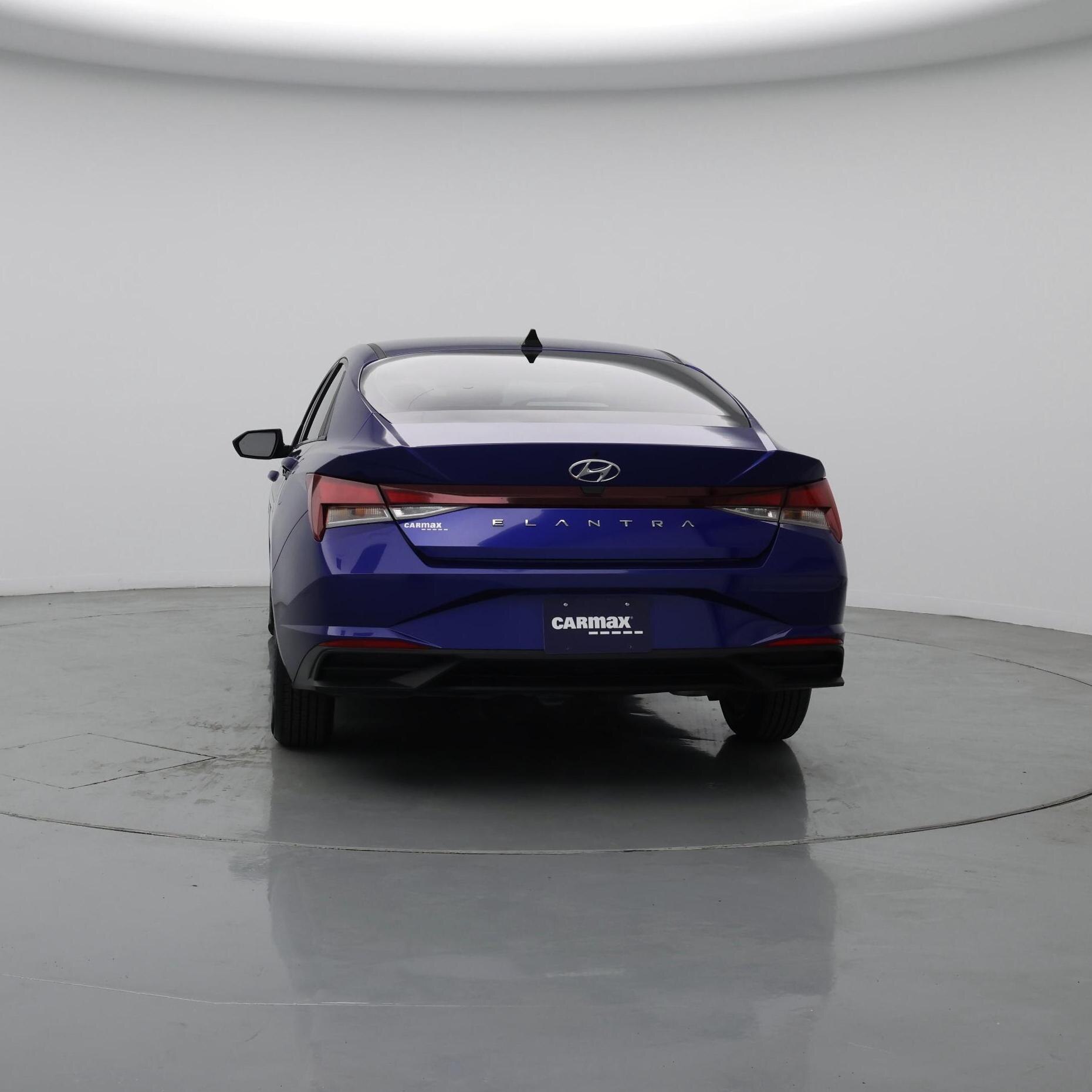 Thumbnail: 2023 Hyundai Elantra - 6