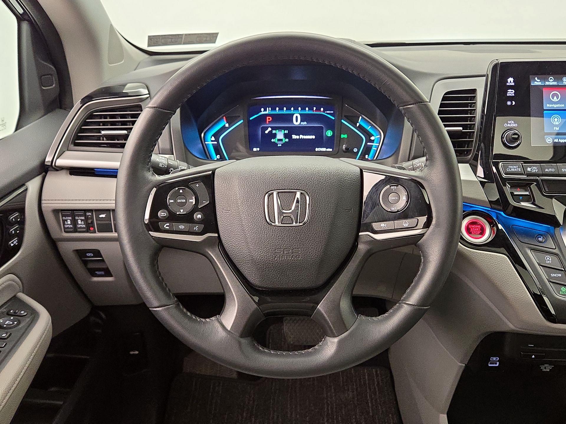 Thumbnail: 2023 Honda Odyssey - 10