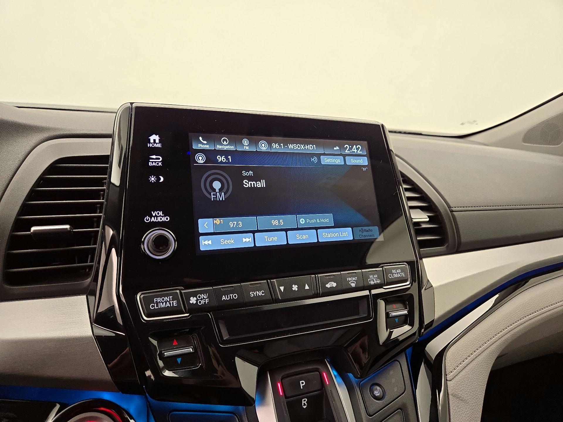 Thumbnail: 2023 Honda Odyssey - 15