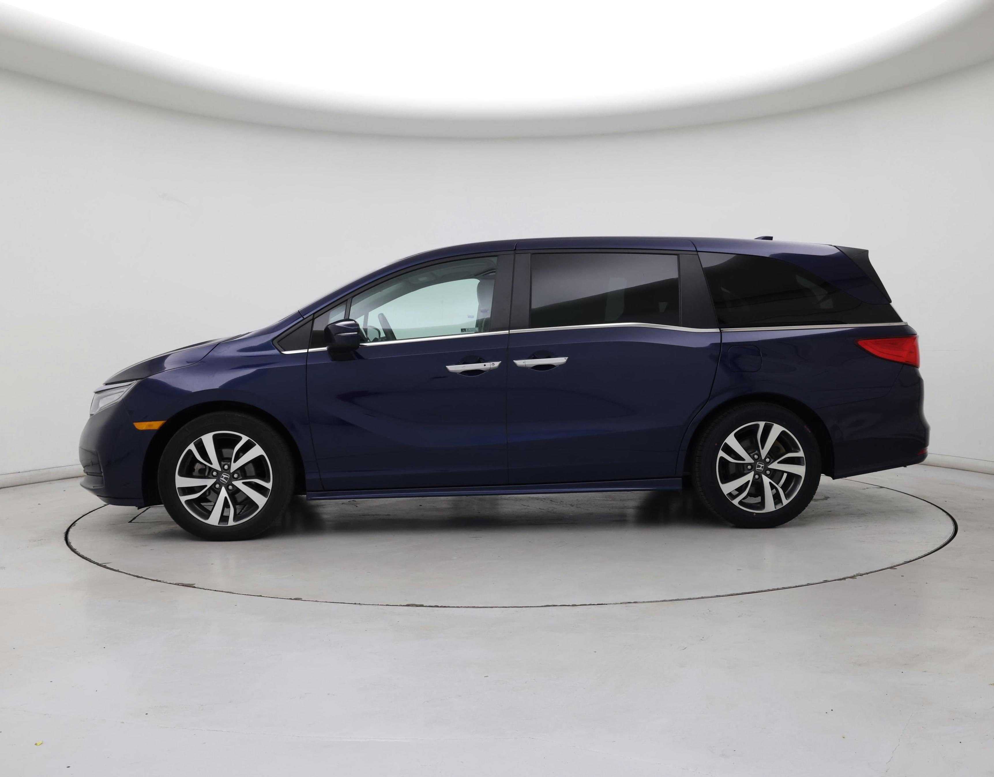 Thumbnail: 2023 Honda Odyssey - 3