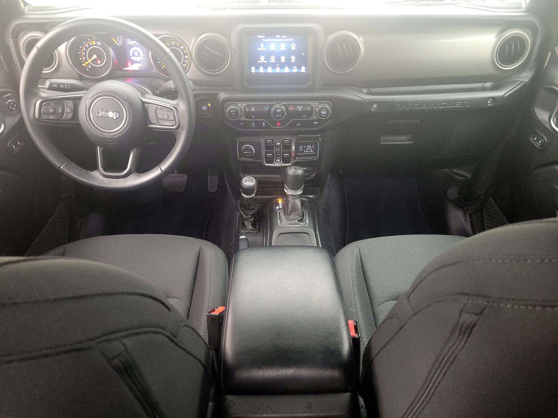 Thumbnail: 2022 Jeep Wrangler - 9