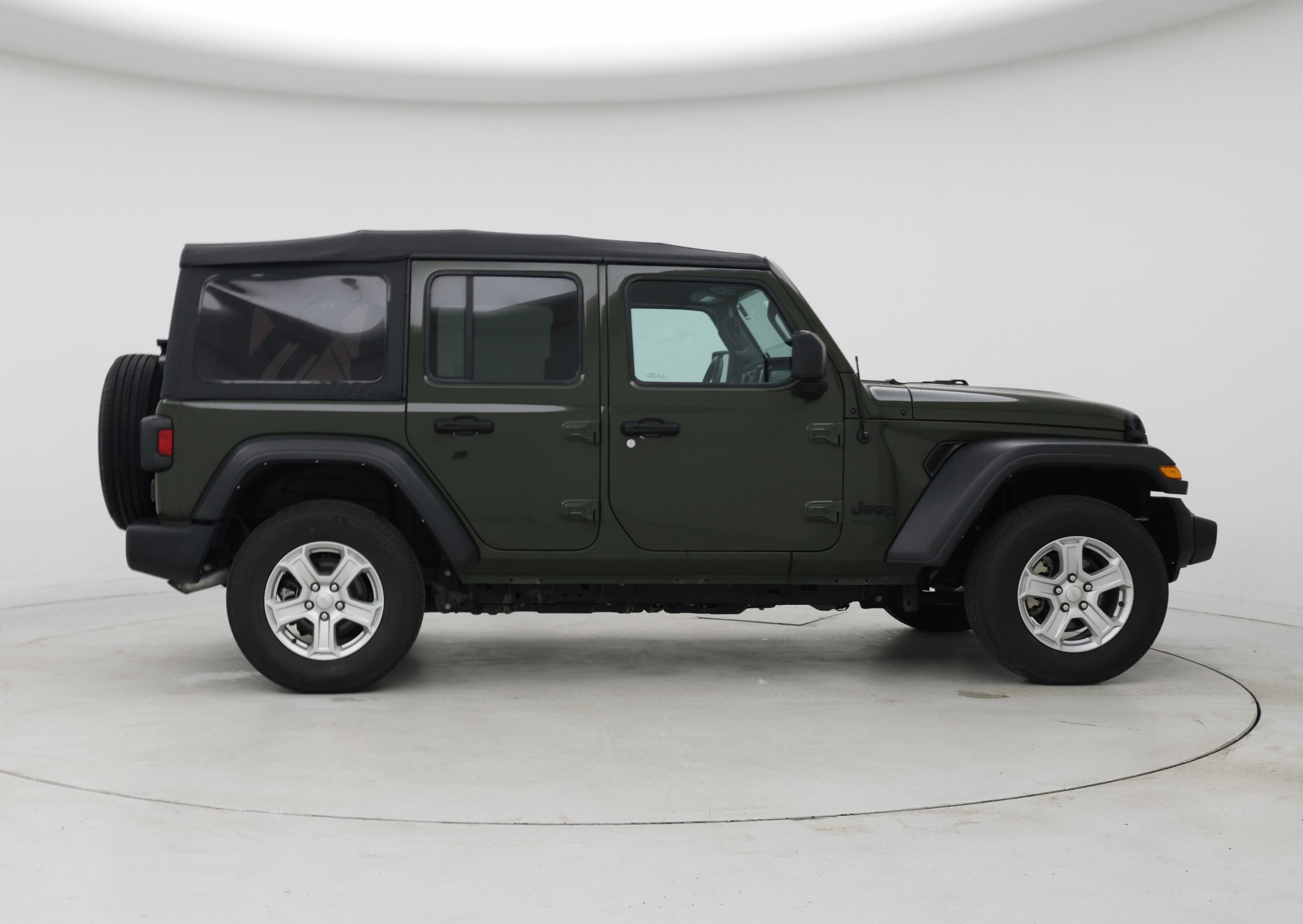 Thumbnail: 2022 Jeep Wrangler - 7