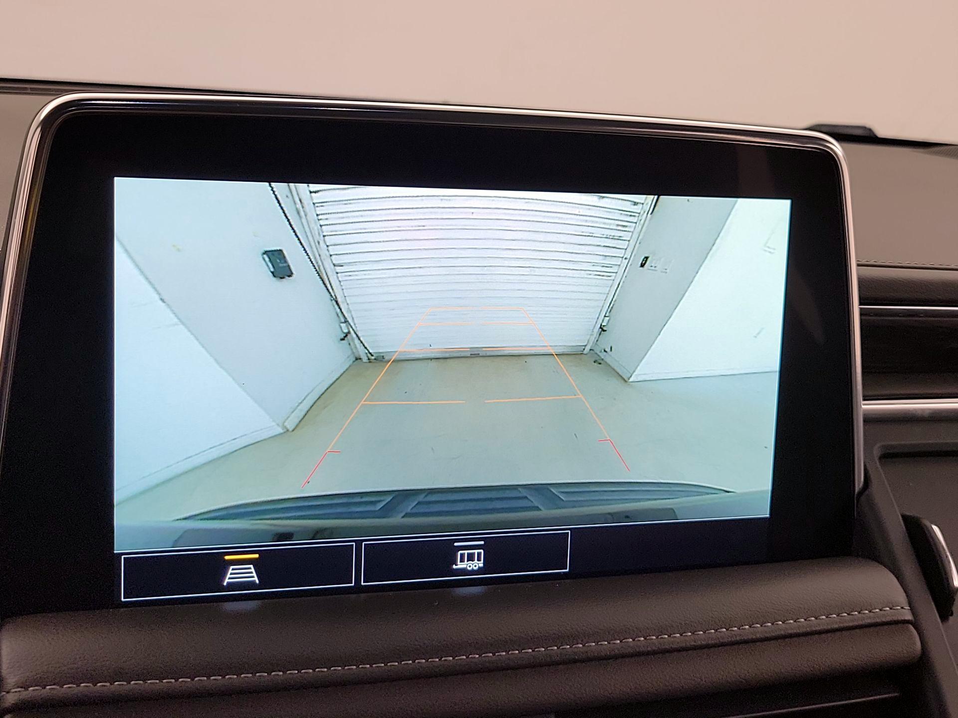 Thumbnail: 2021 Chevrolet Tahoe - 14