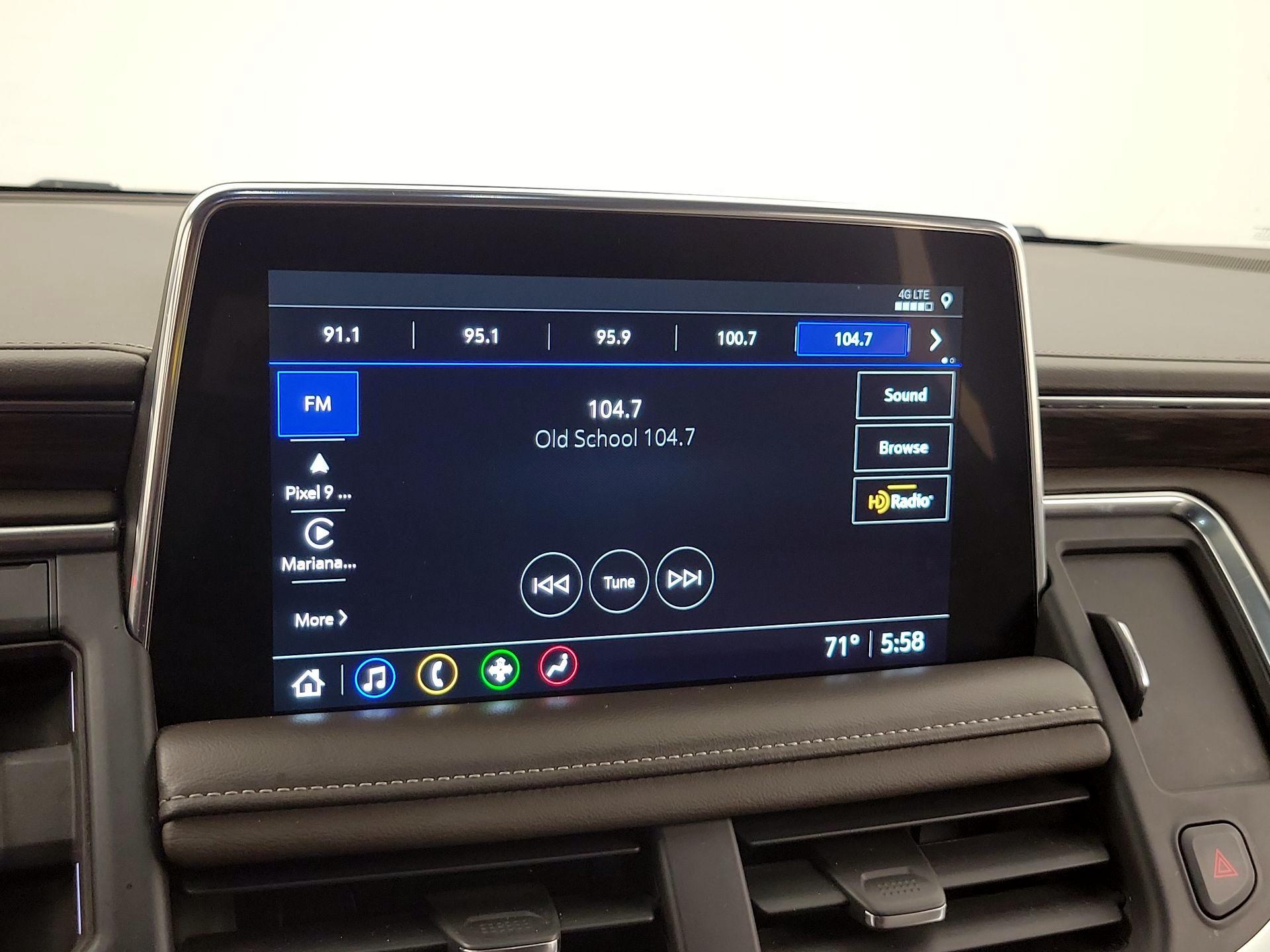 Thumbnail: 2021 Chevrolet Tahoe - 15