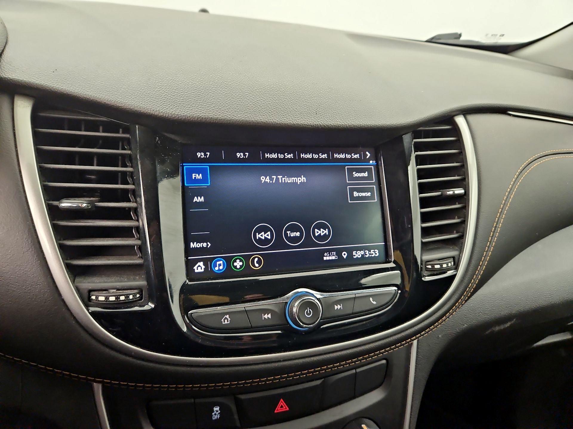 Thumbnail: 2020 Chevrolet Trax - 15