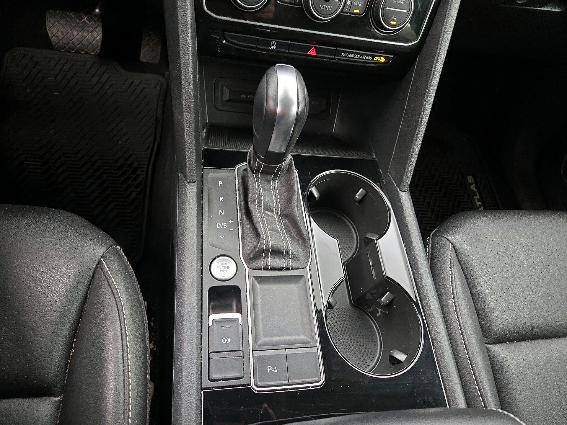 Thumbnail: 2021 Volkswagen Atlas - 18