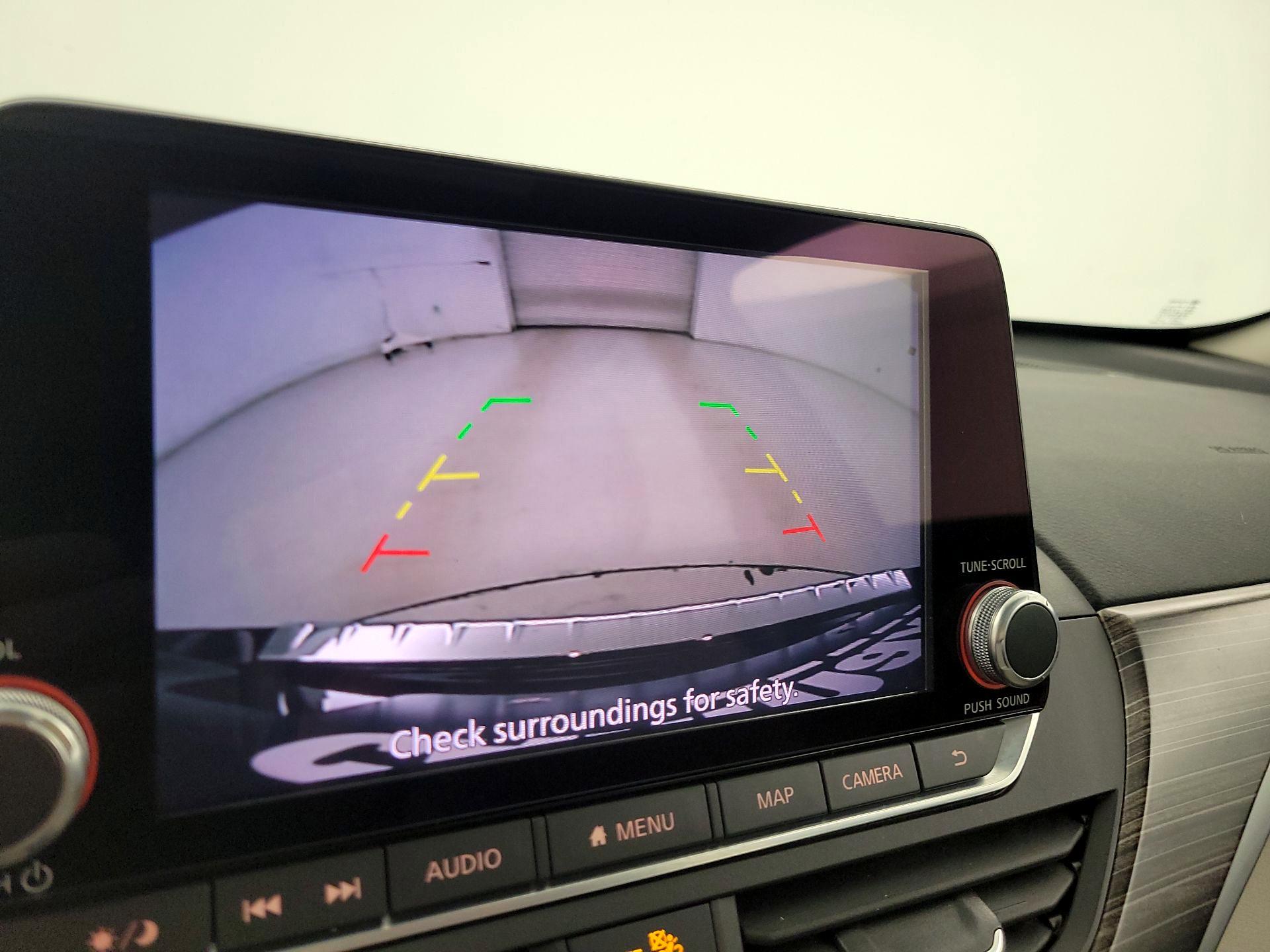 Thumbnail: 2020 Nissan Altima - 15