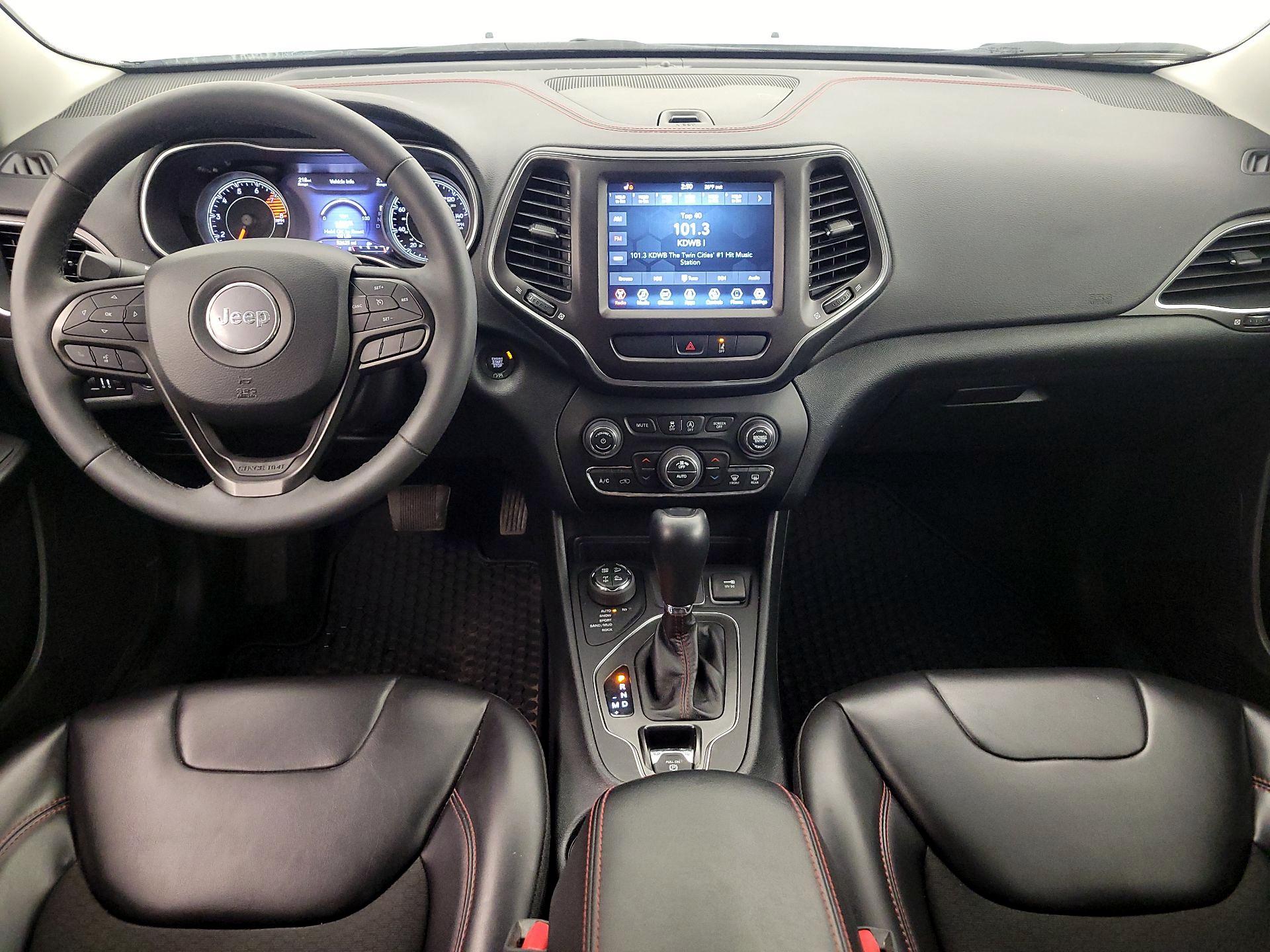 Thumbnail: 2022 Jeep Cherokee - 9