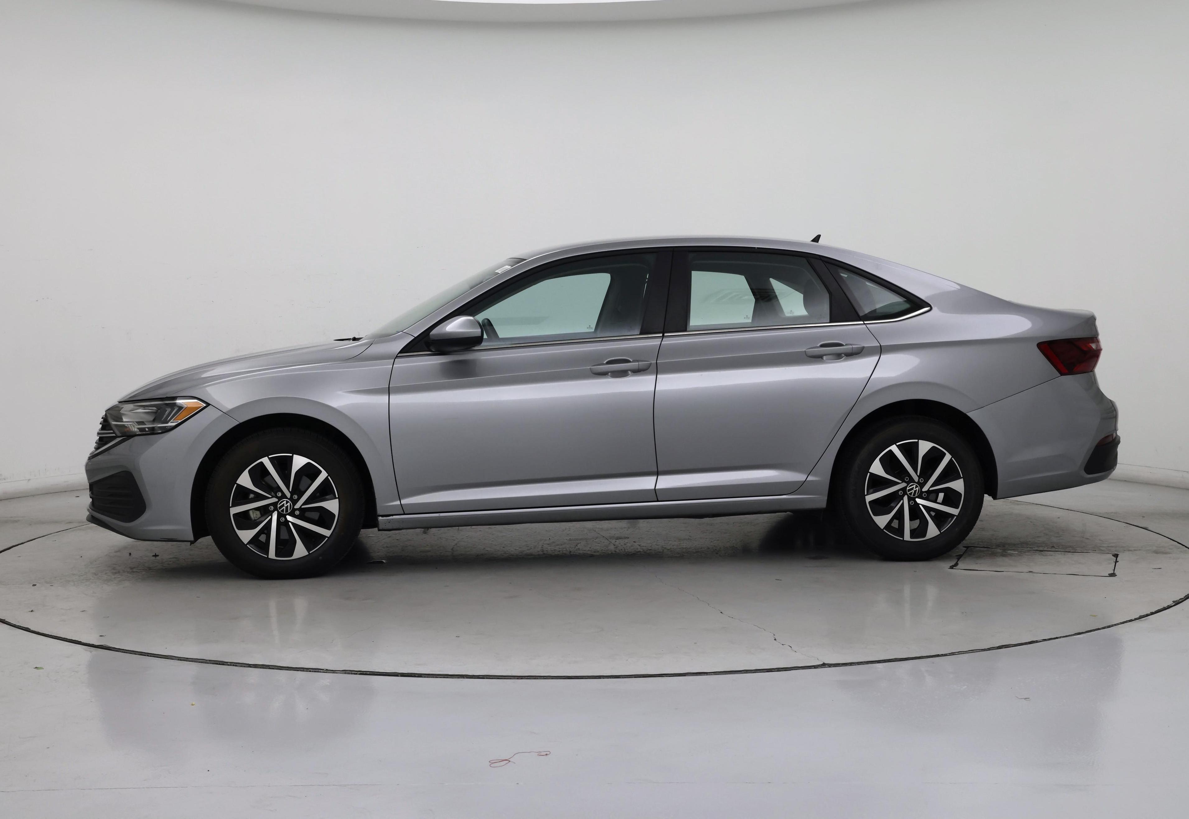 Thumbnail: 2024 Volkswagen Jetta - 3