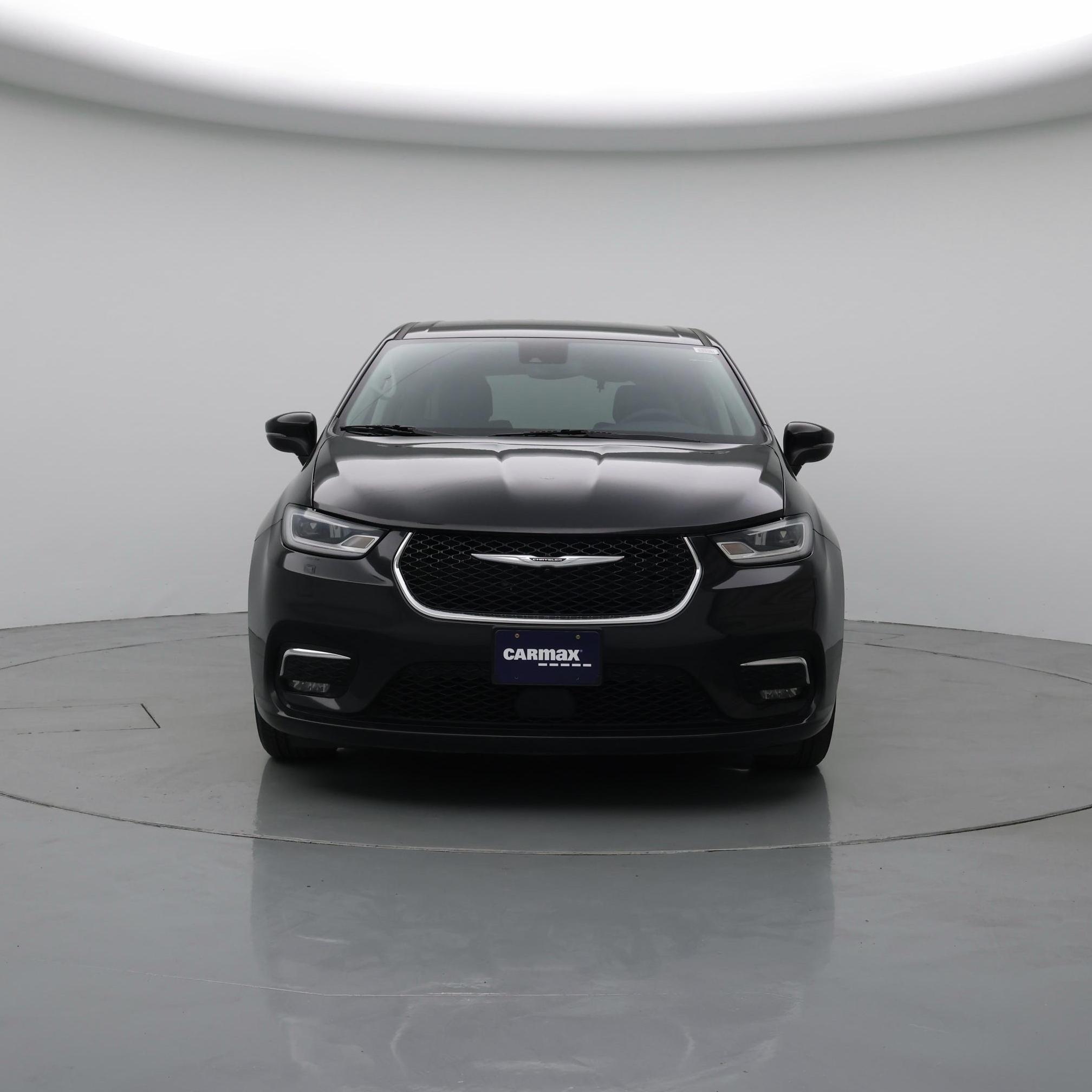 Thumbnail: 2023 Chrysler Pacifica - 5