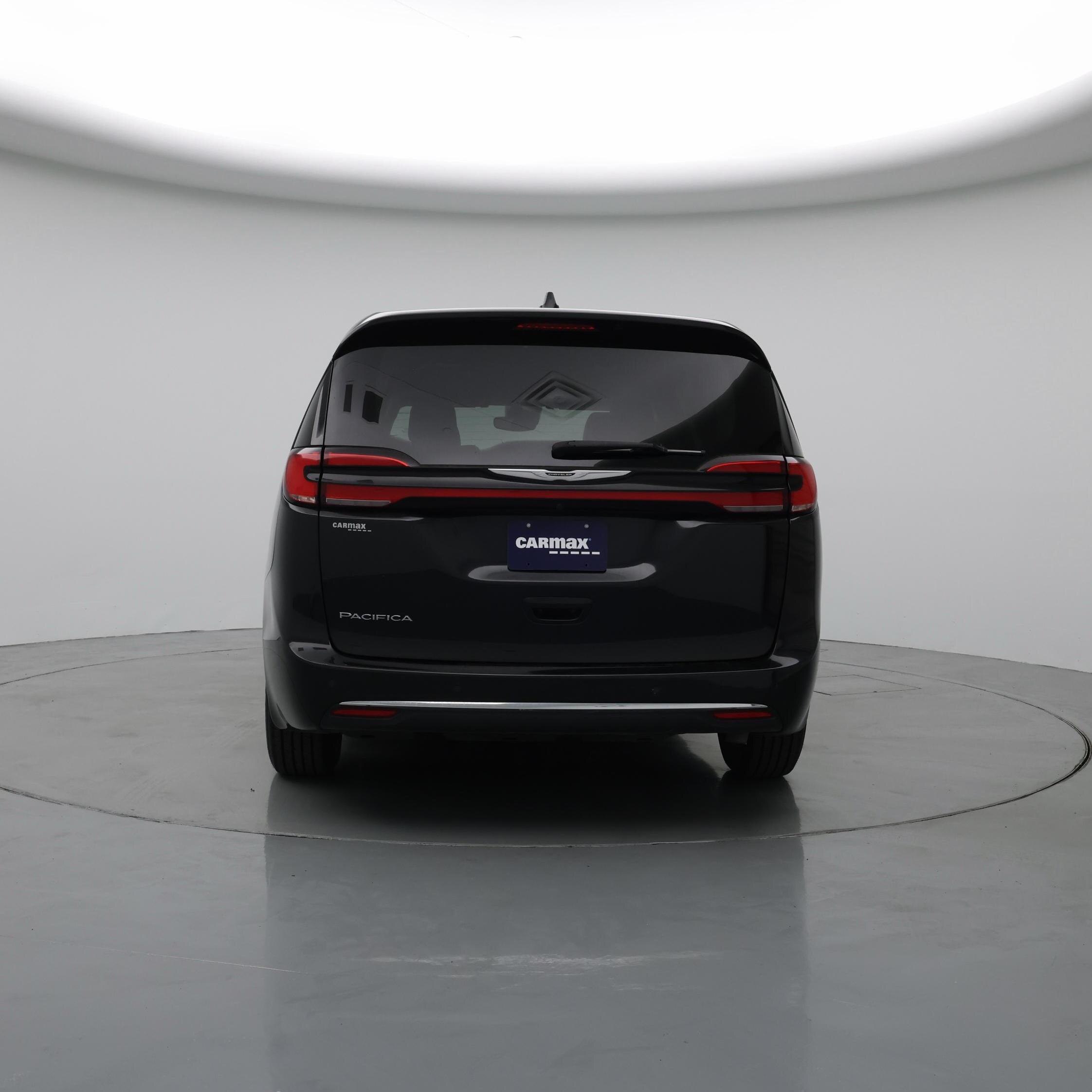 Thumbnail: 2023 Chrysler Pacifica - 6