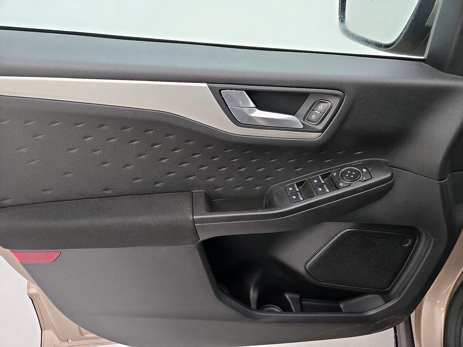 Thumbnail: 2020 Ford Escape - 12