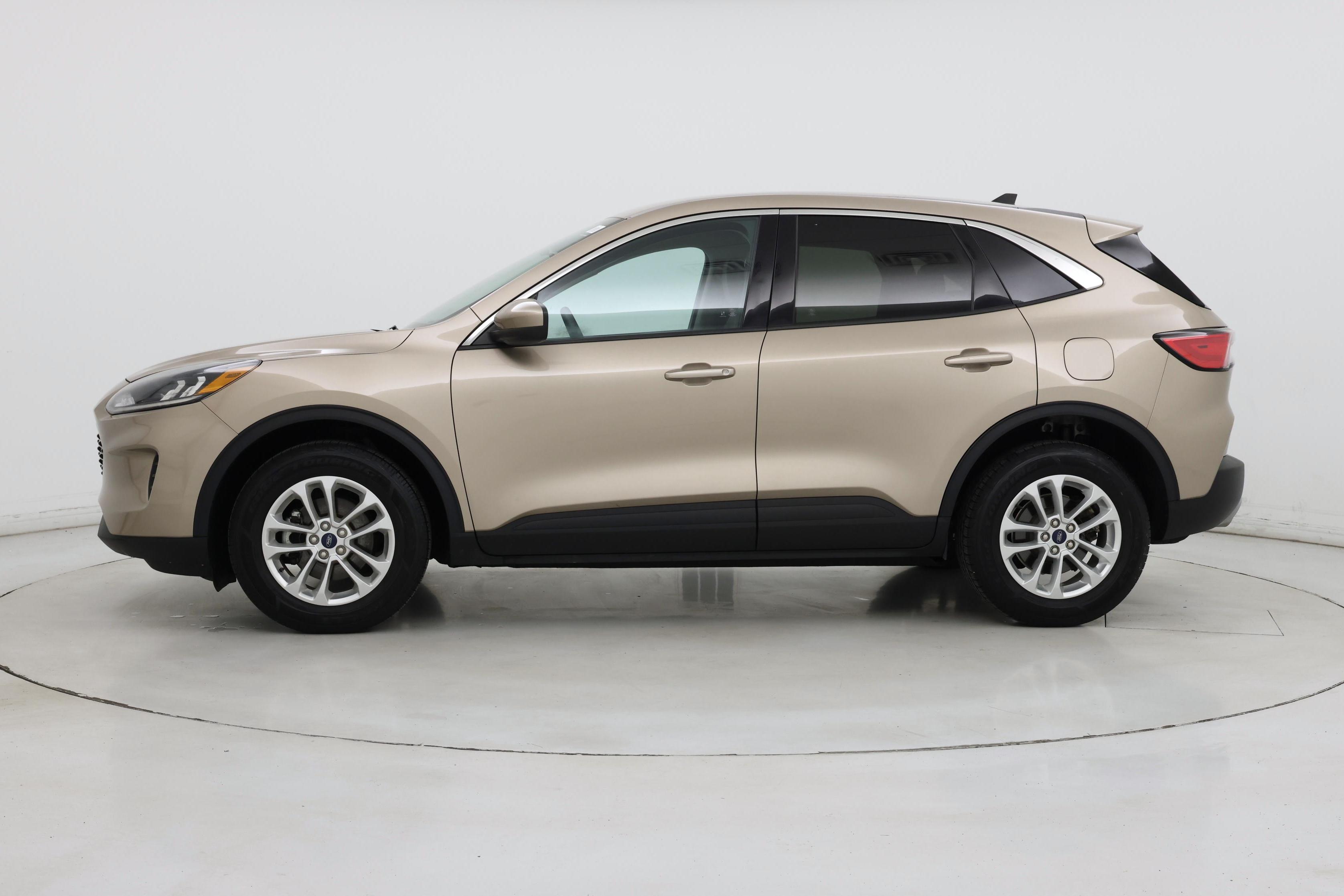 Thumbnail: 2020 Ford Escape - 3