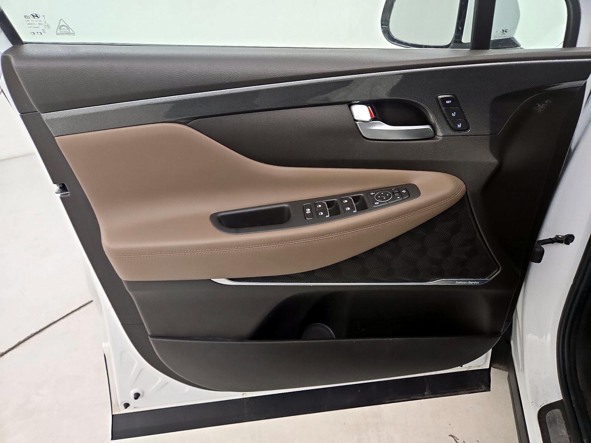 Thumbnail: 2023 Hyundai Santa Fe - 12