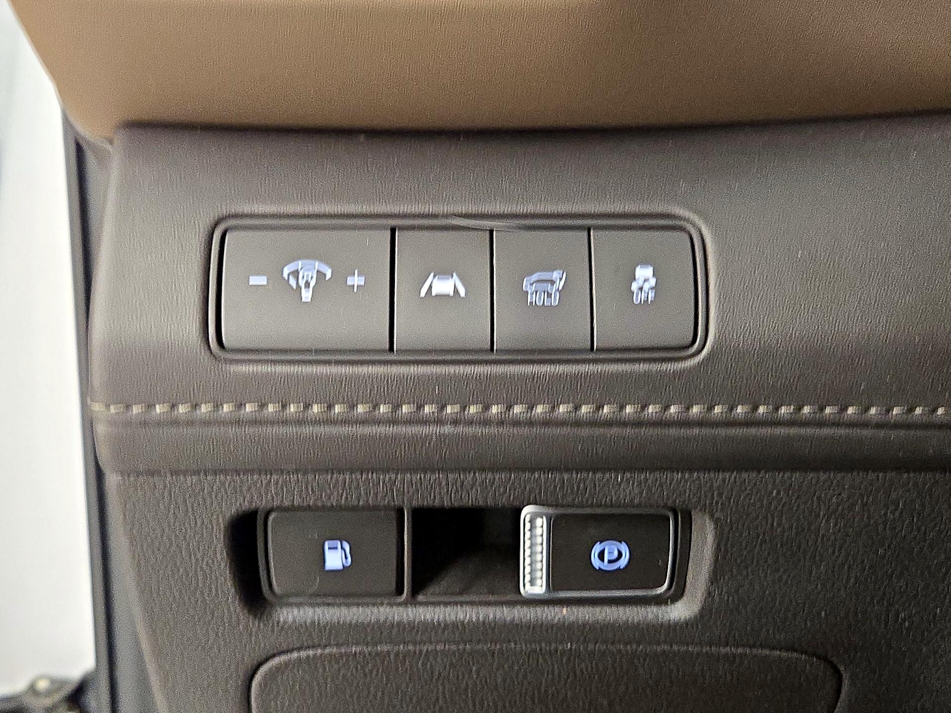 Thumbnail: 2023 Hyundai Santa Fe - 13