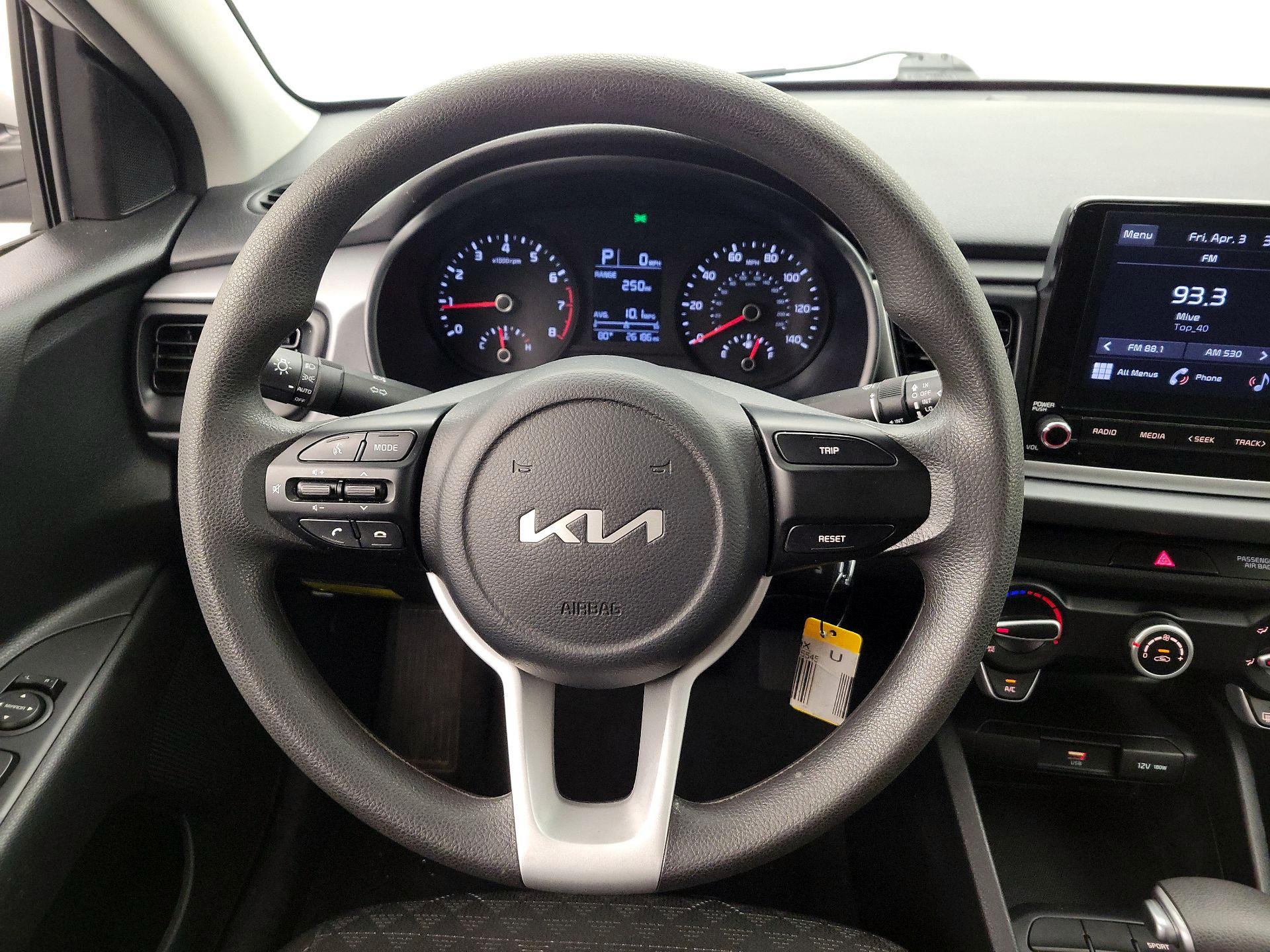 Thumbnail: 2023 Kia Rio - 10