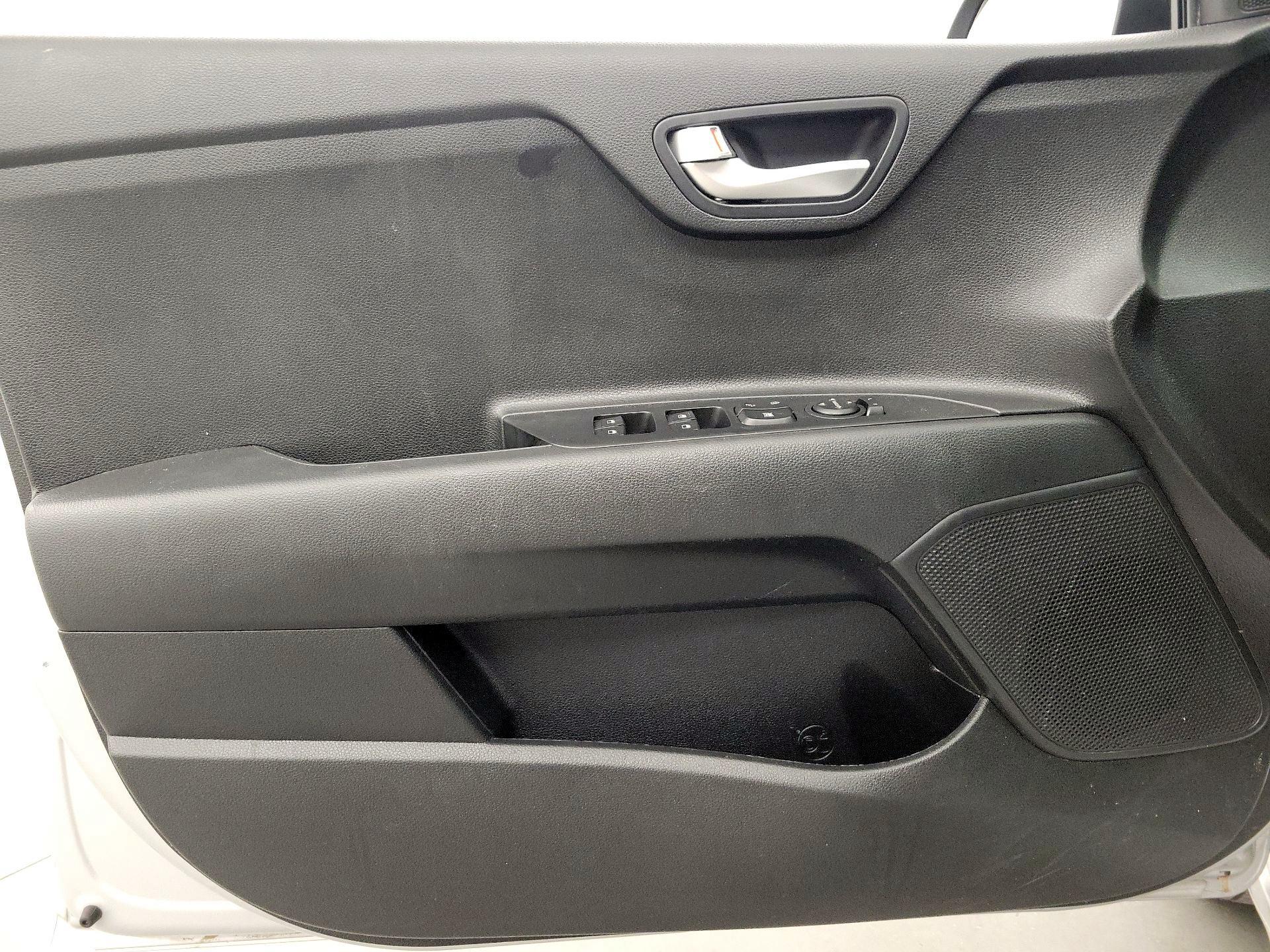 Thumbnail: 2023 Kia Rio - 12