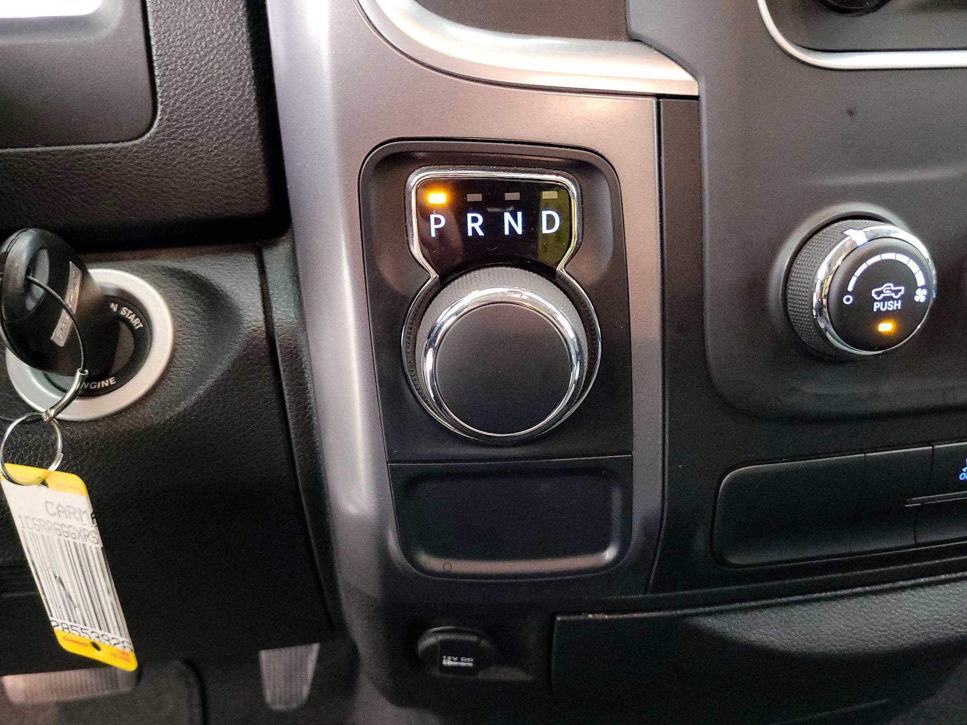 Thumbnail: 2024 RAM 1500 Classic - 17