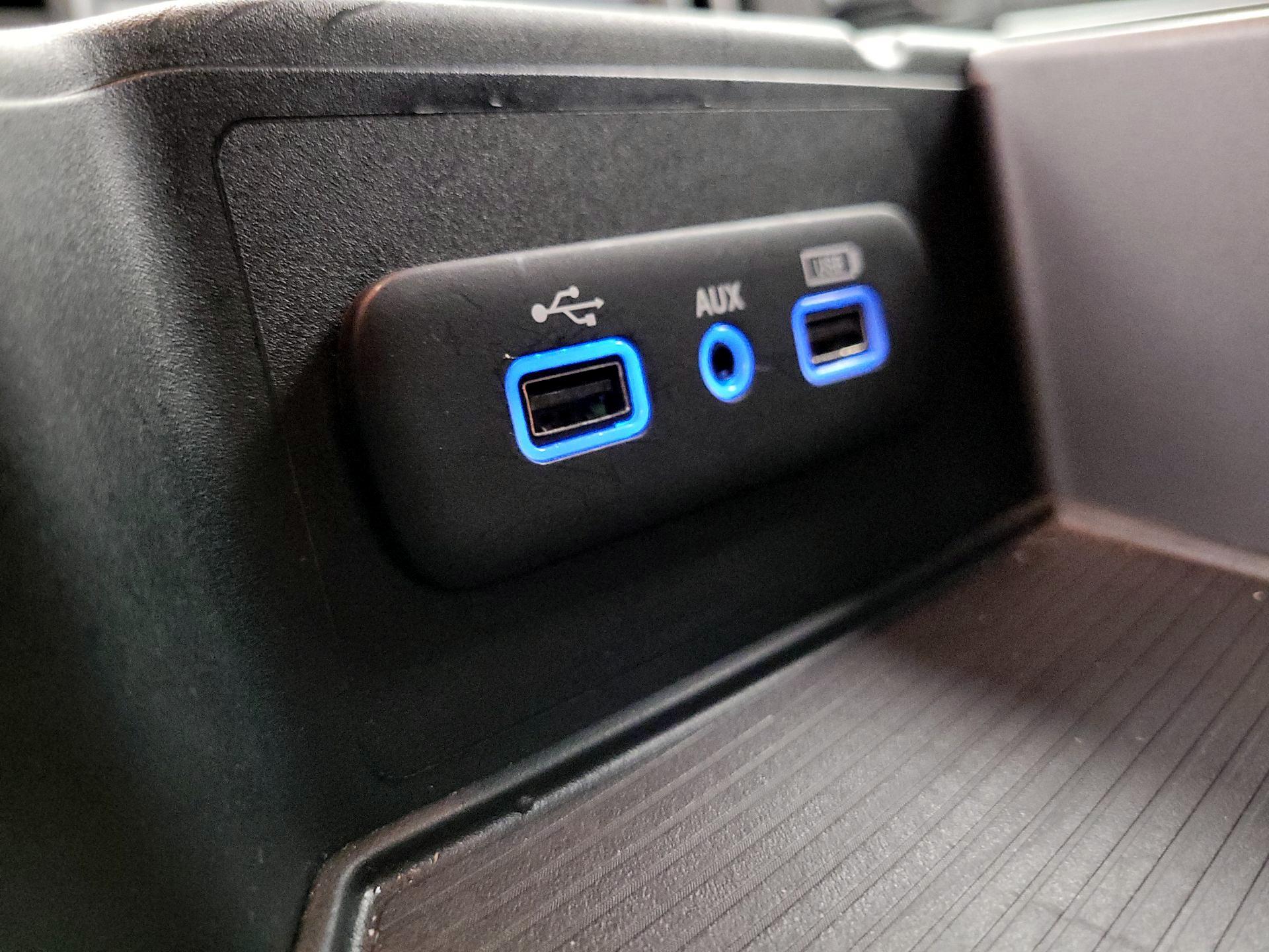 Thumbnail: 2024 RAM 1500 Classic - 18