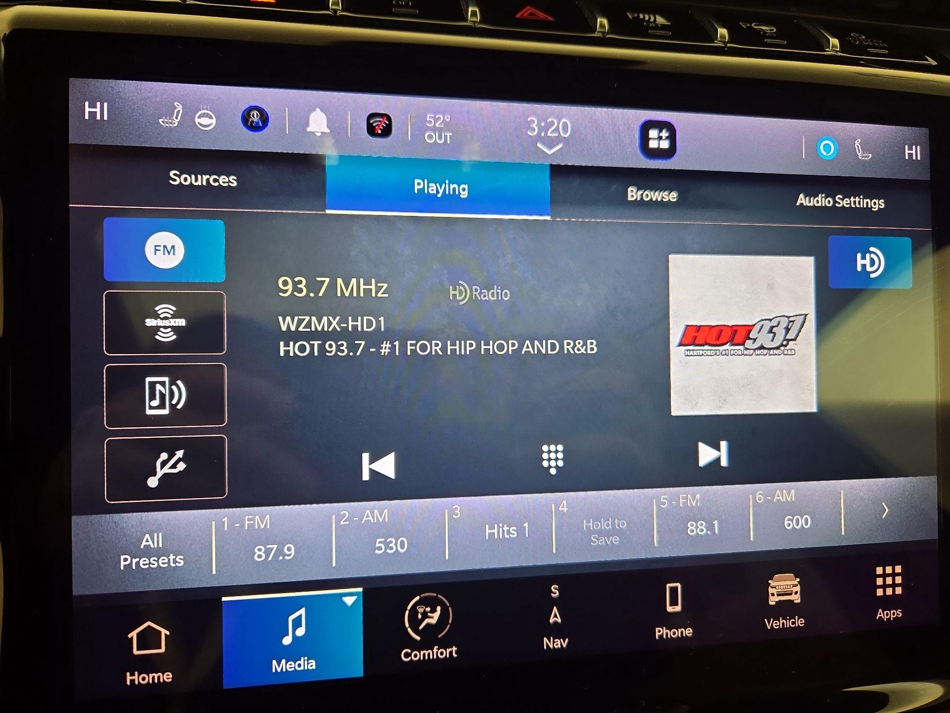 Thumbnail: 2022 Jeep Grand Cherokee - 16