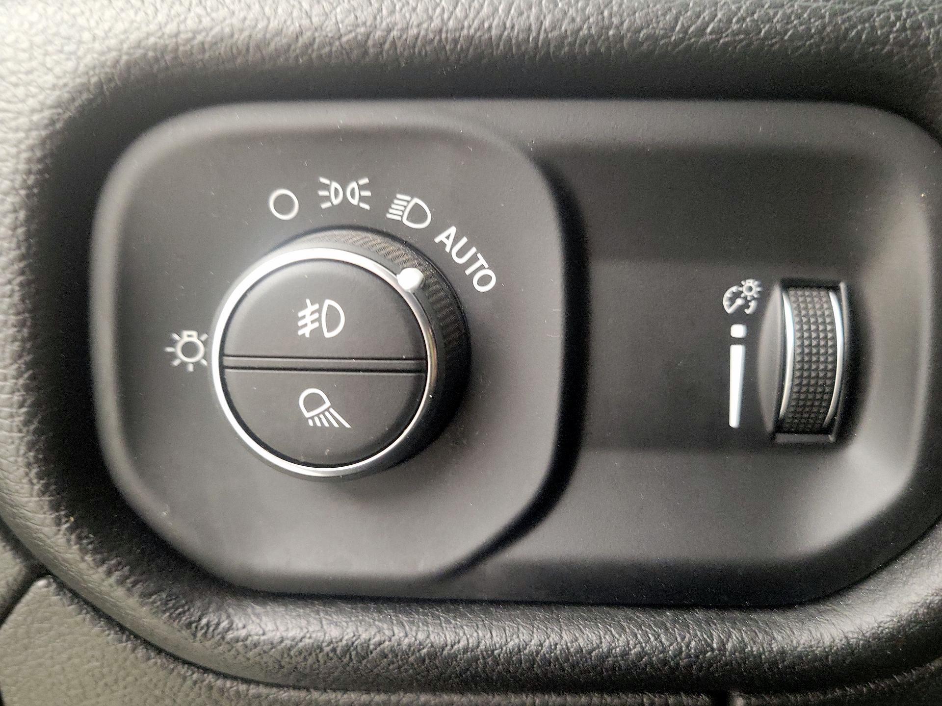 Thumbnail: 2022 RAM 1500 - 13