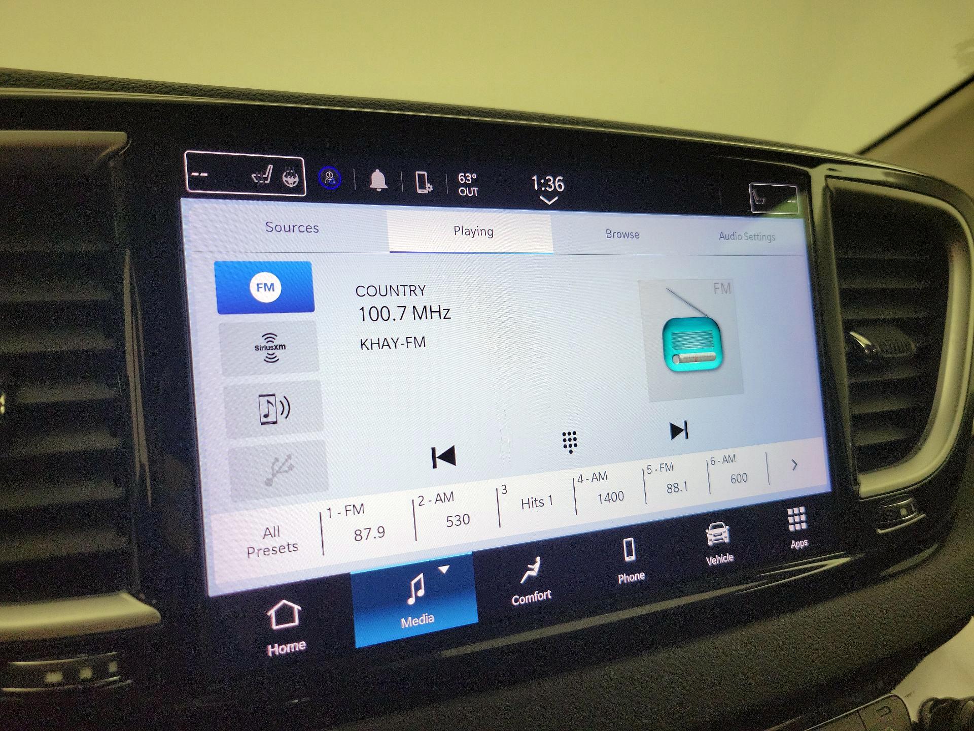 Thumbnail: 2023 Chrysler Pacifica - 15