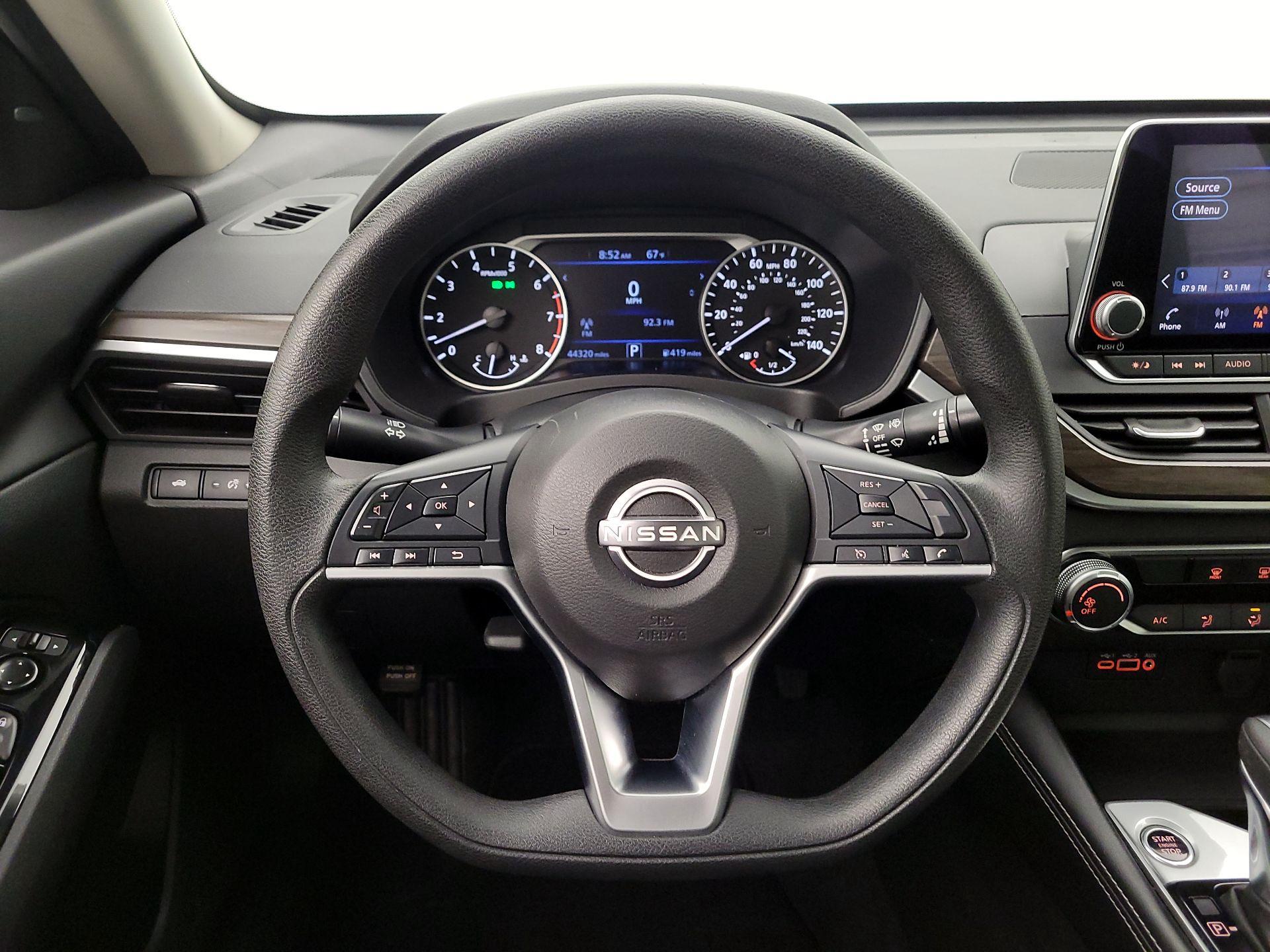 Thumbnail: 2023 Nissan Altima - 10