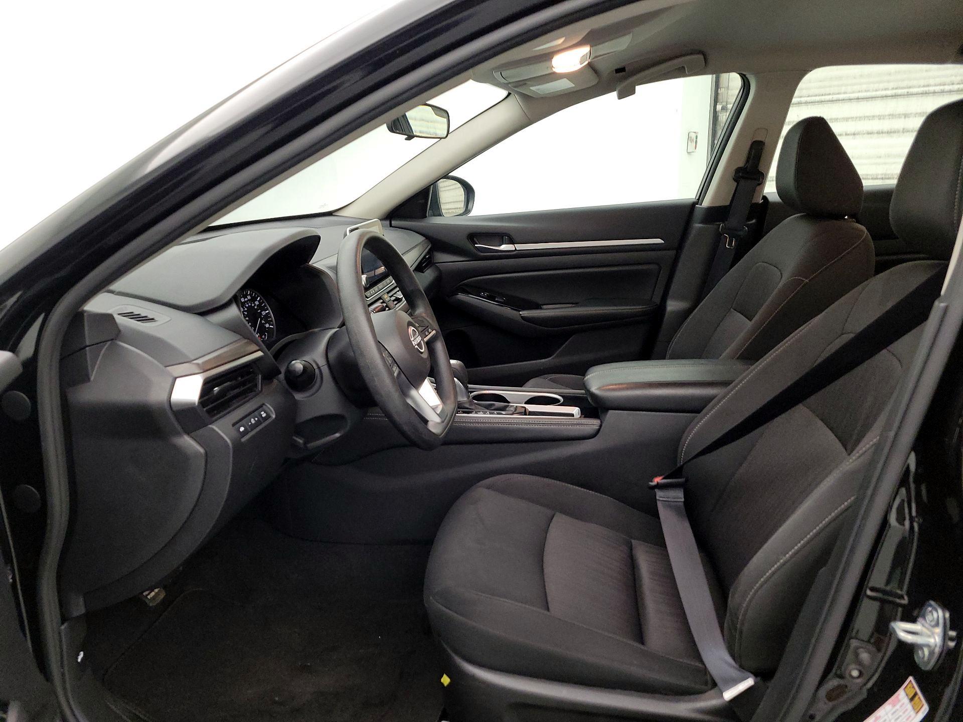 Thumbnail: 2023 Nissan Altima - 11