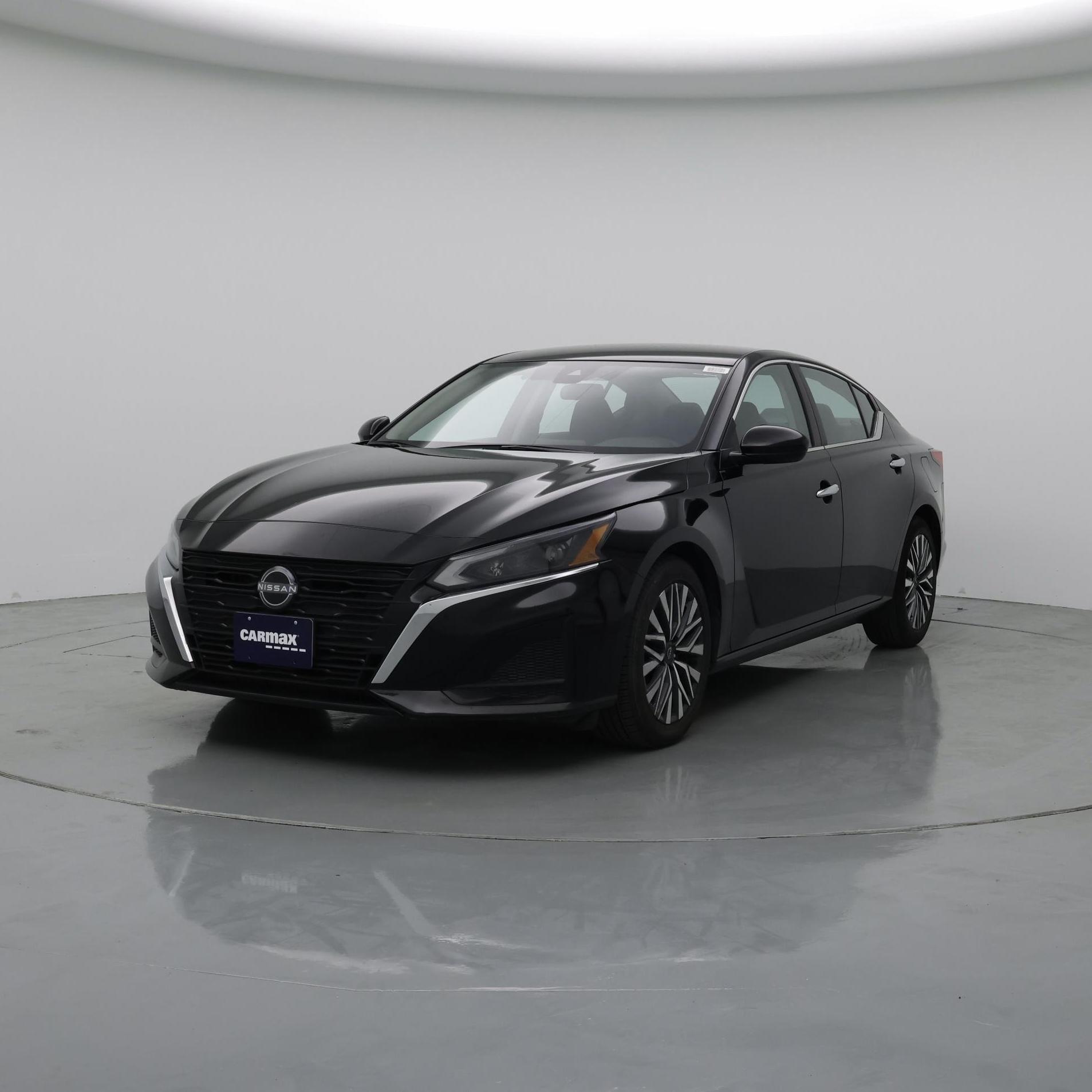 Thumbnail: 2023 Nissan Altima - 4