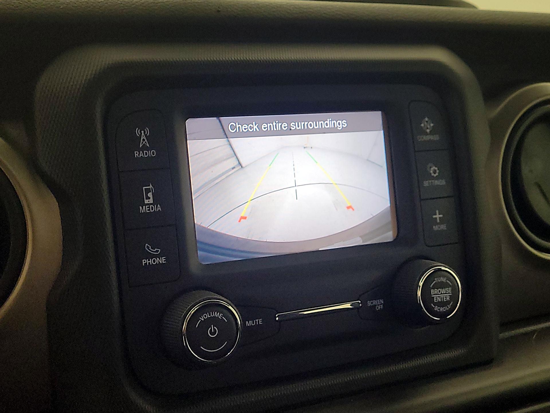 Thumbnail: 2020 Jeep Wrangler - 14