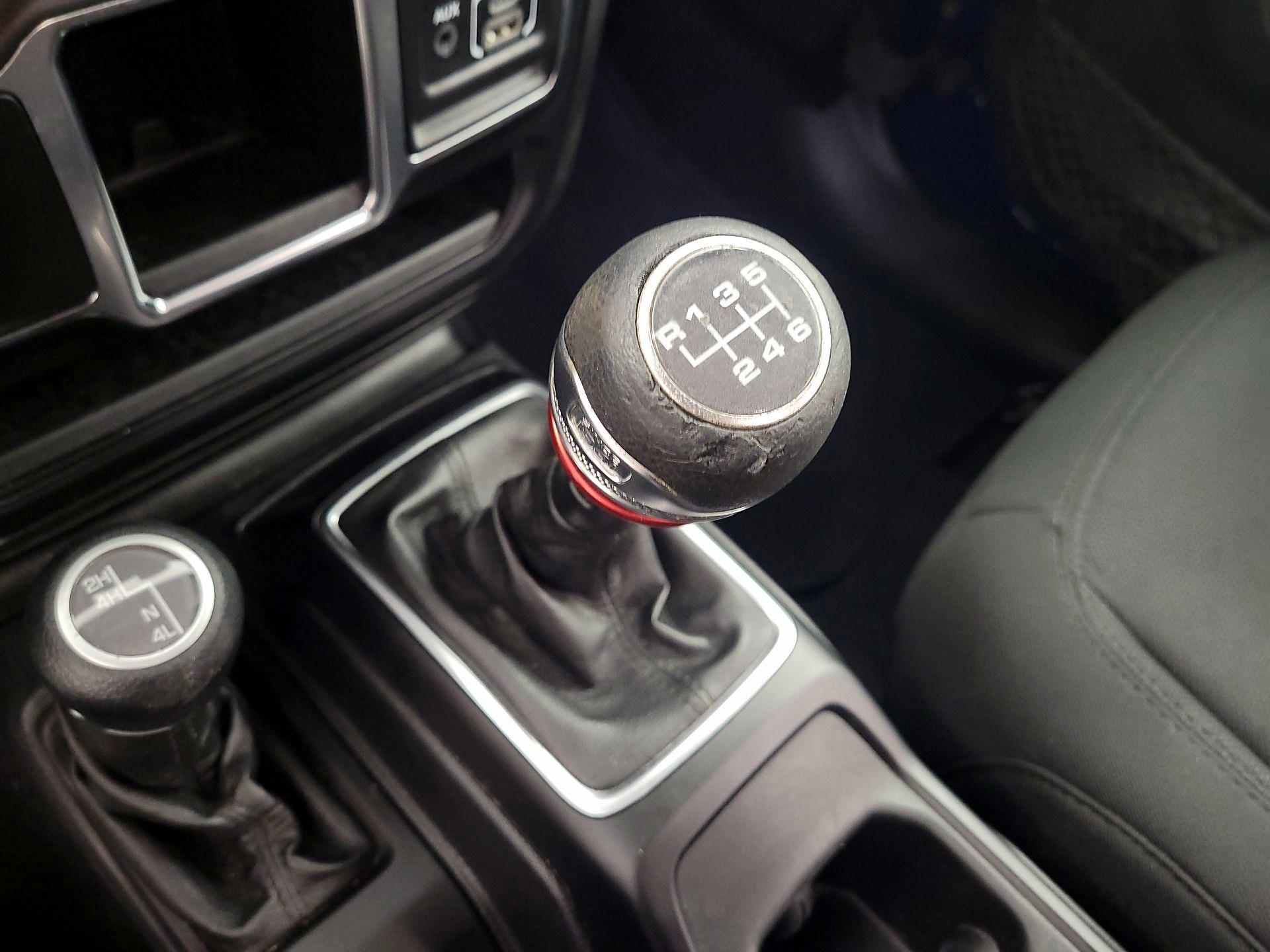 Thumbnail: 2020 Jeep Wrangler - 17