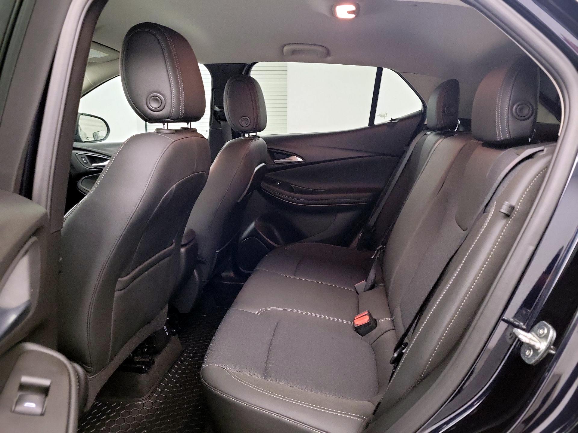 Thumbnail: 2020 Buick Encore GX - 17