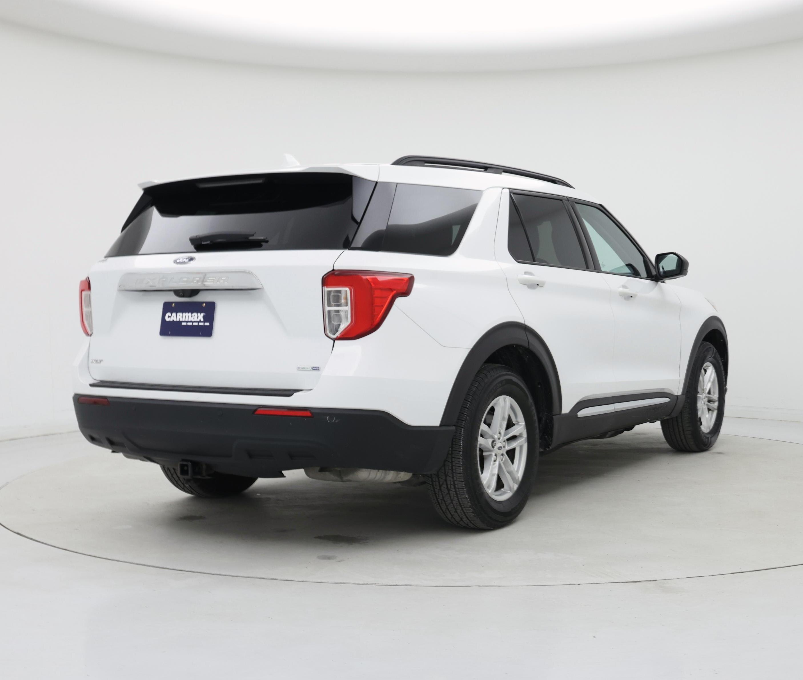 Thumbnail: 2020 Ford Explorer - 8