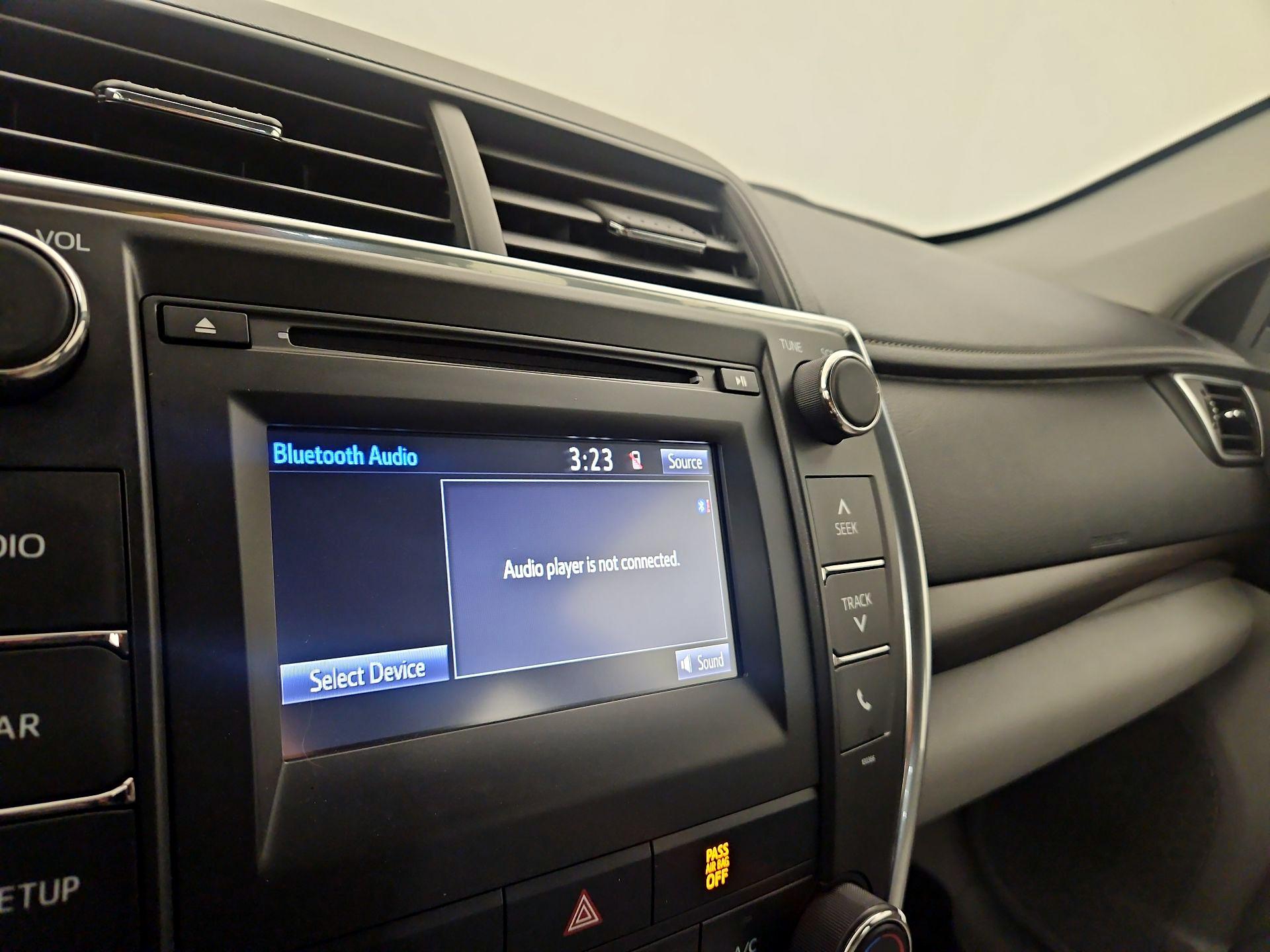 Thumbnail: 2015 Toyota Camry - 15