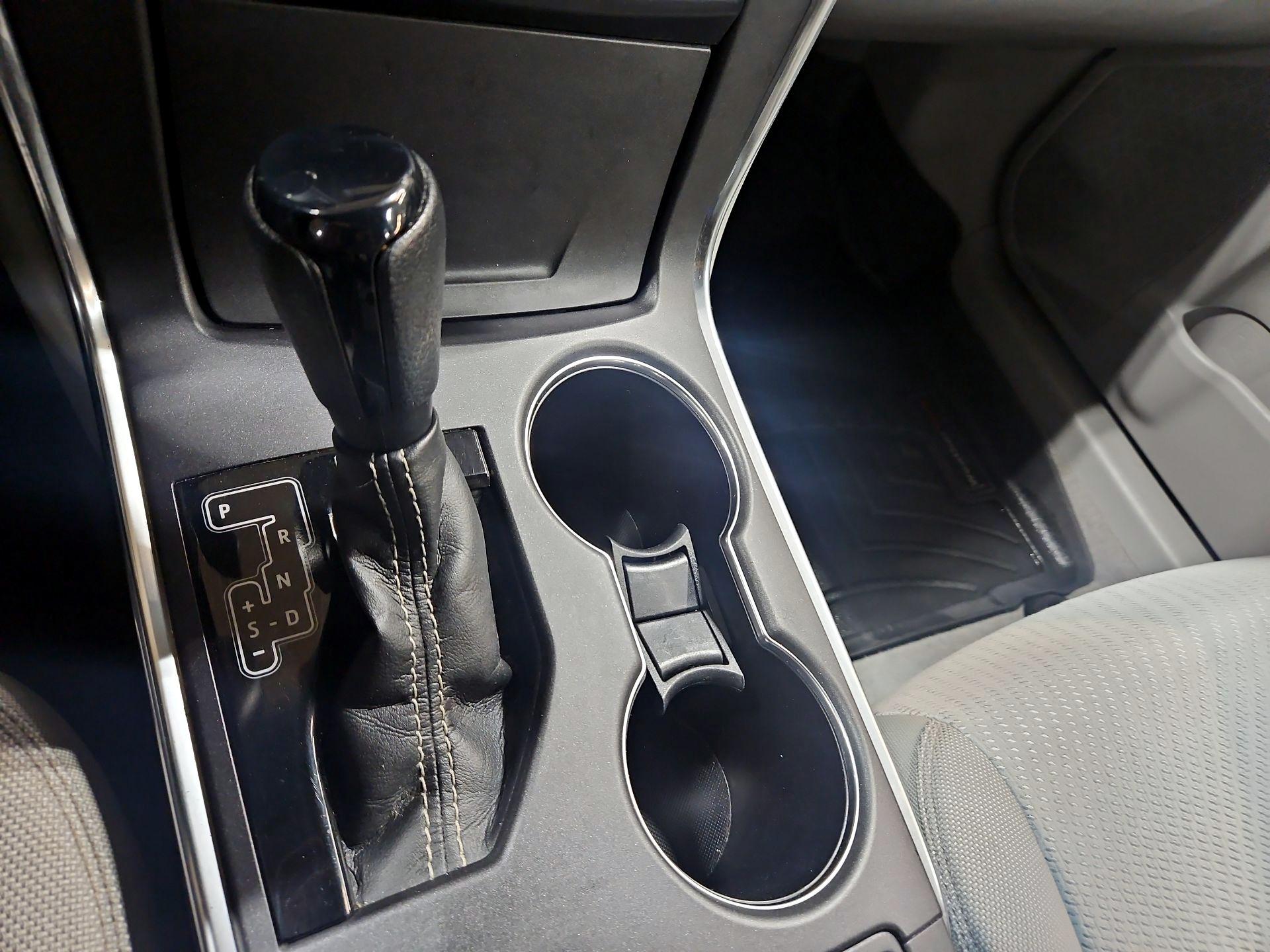 Thumbnail: 2015 Toyota Camry - 17