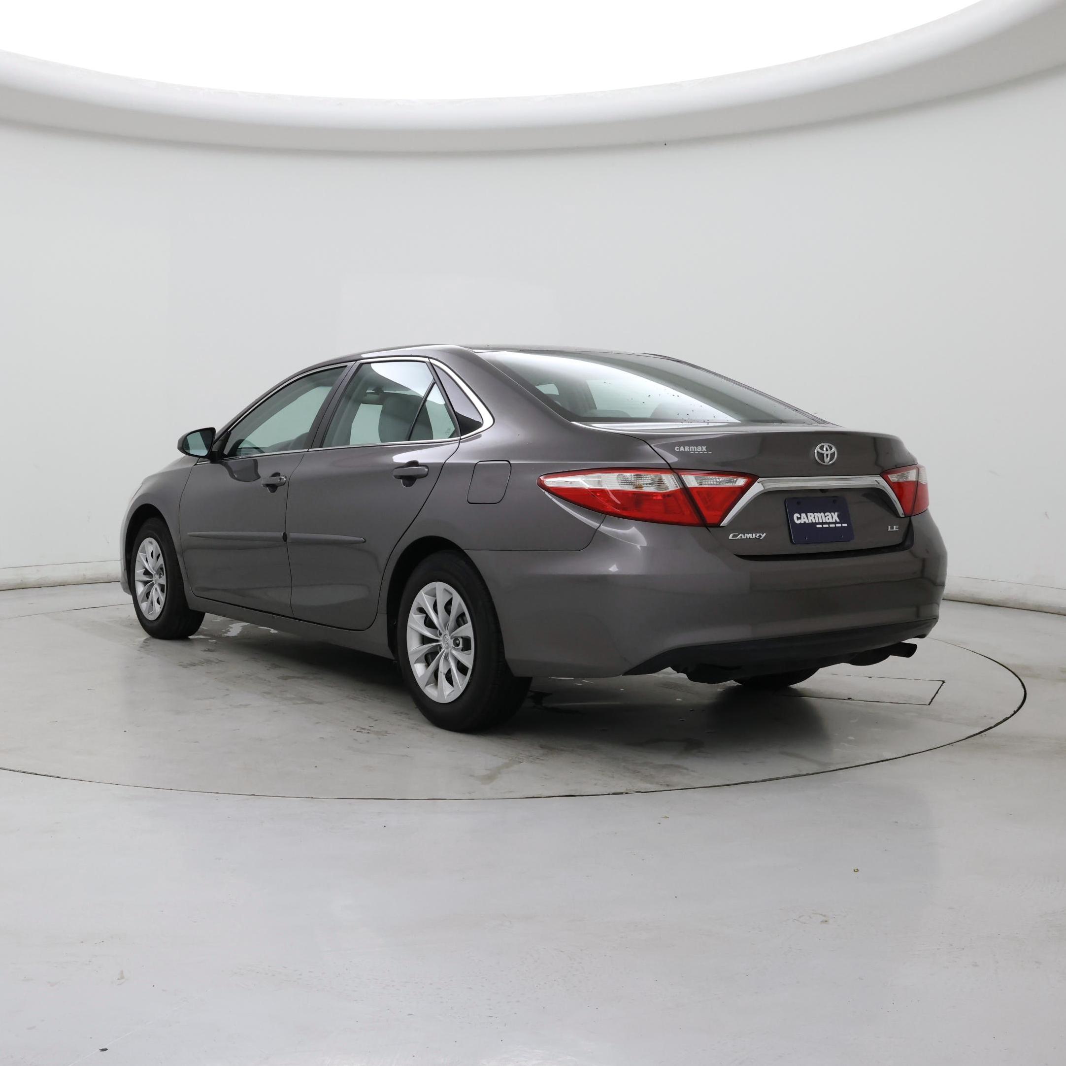 Thumbnail: 2015 Toyota Camry - 2