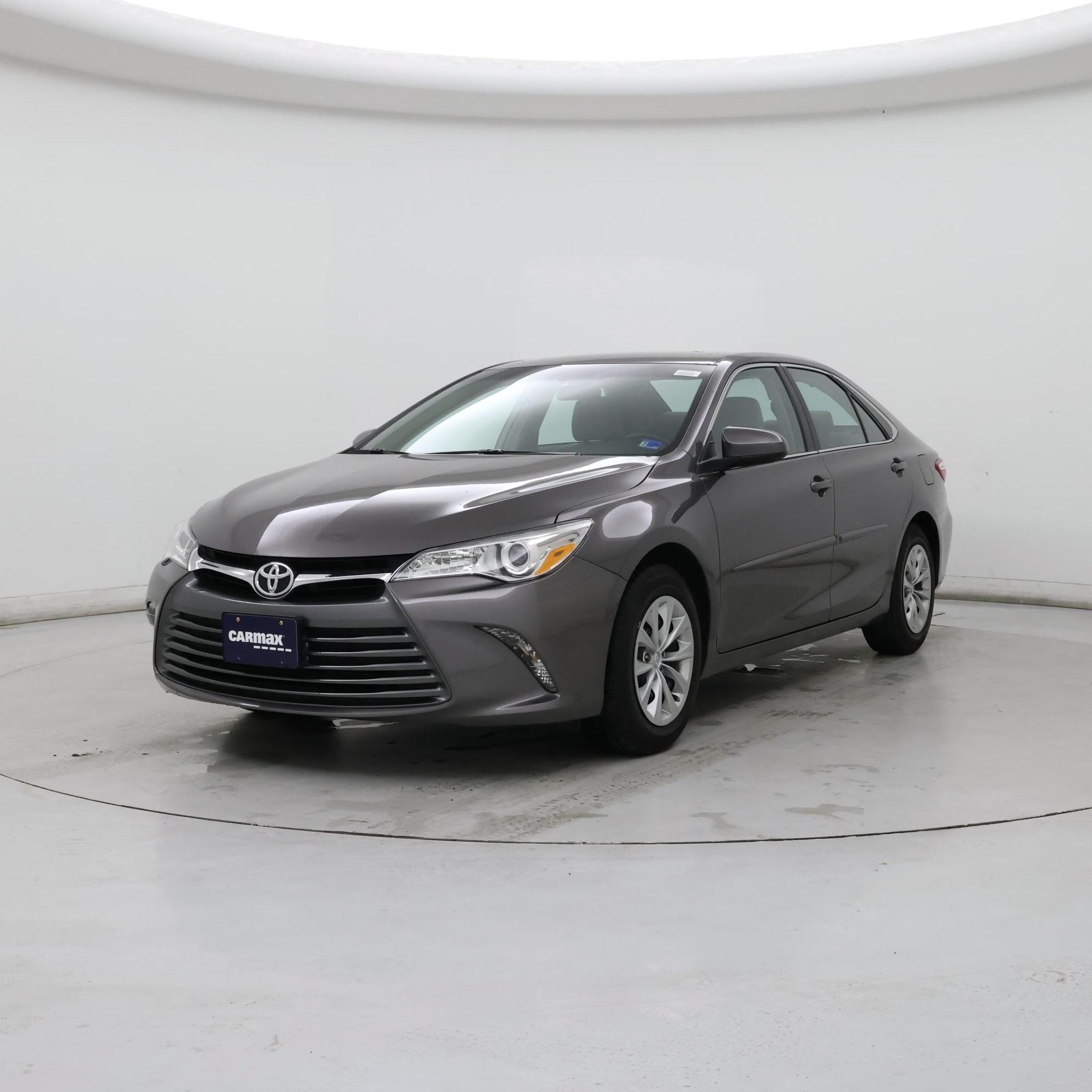 Thumbnail: 2015 Toyota Camry - 4