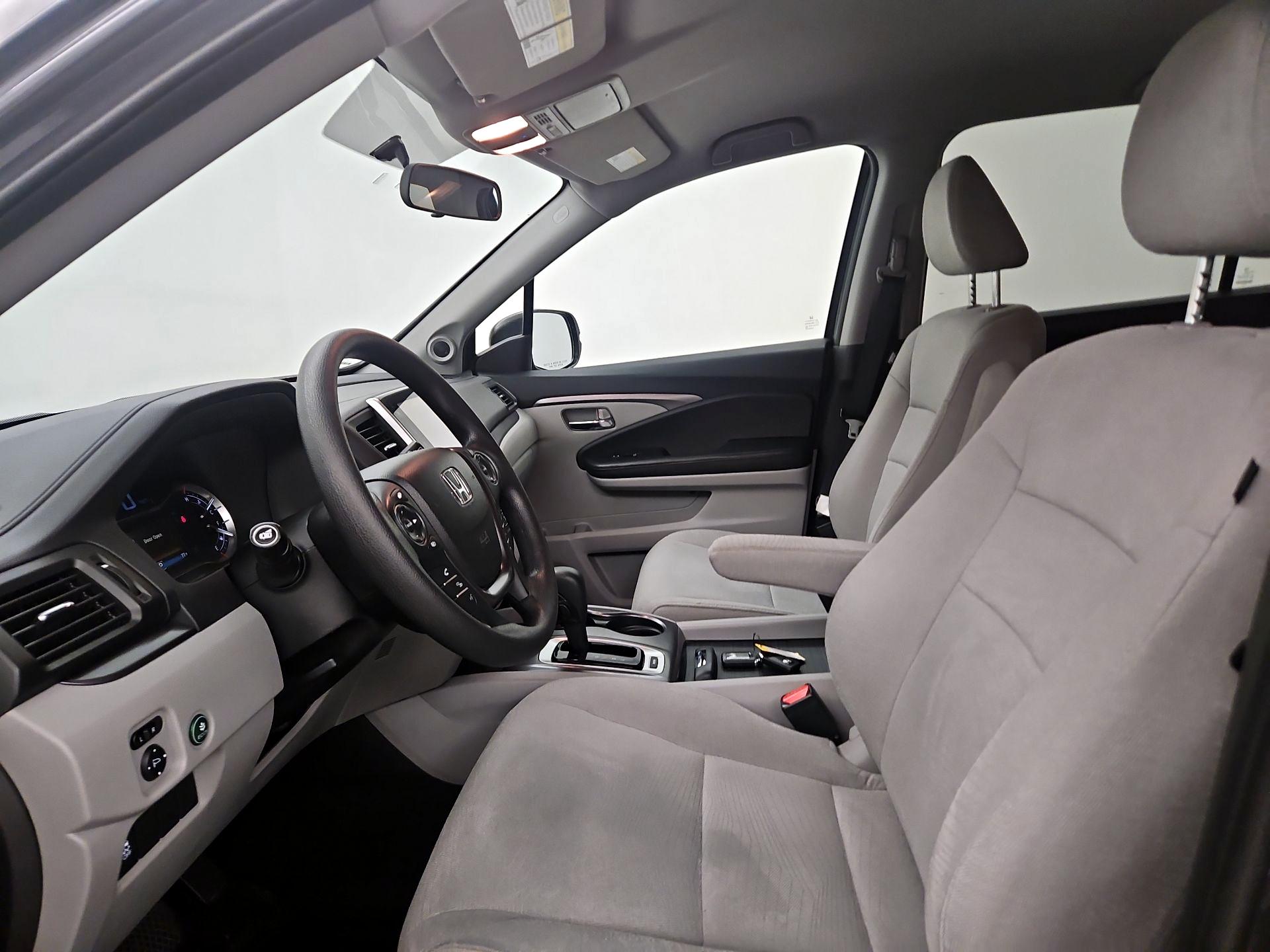 Thumbnail: 2018 Honda Pilot - 11