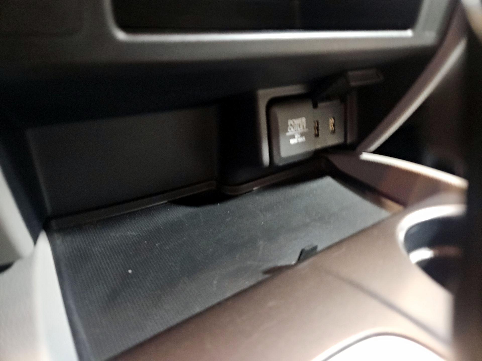 Thumbnail: 2018 Honda Pilot - 18