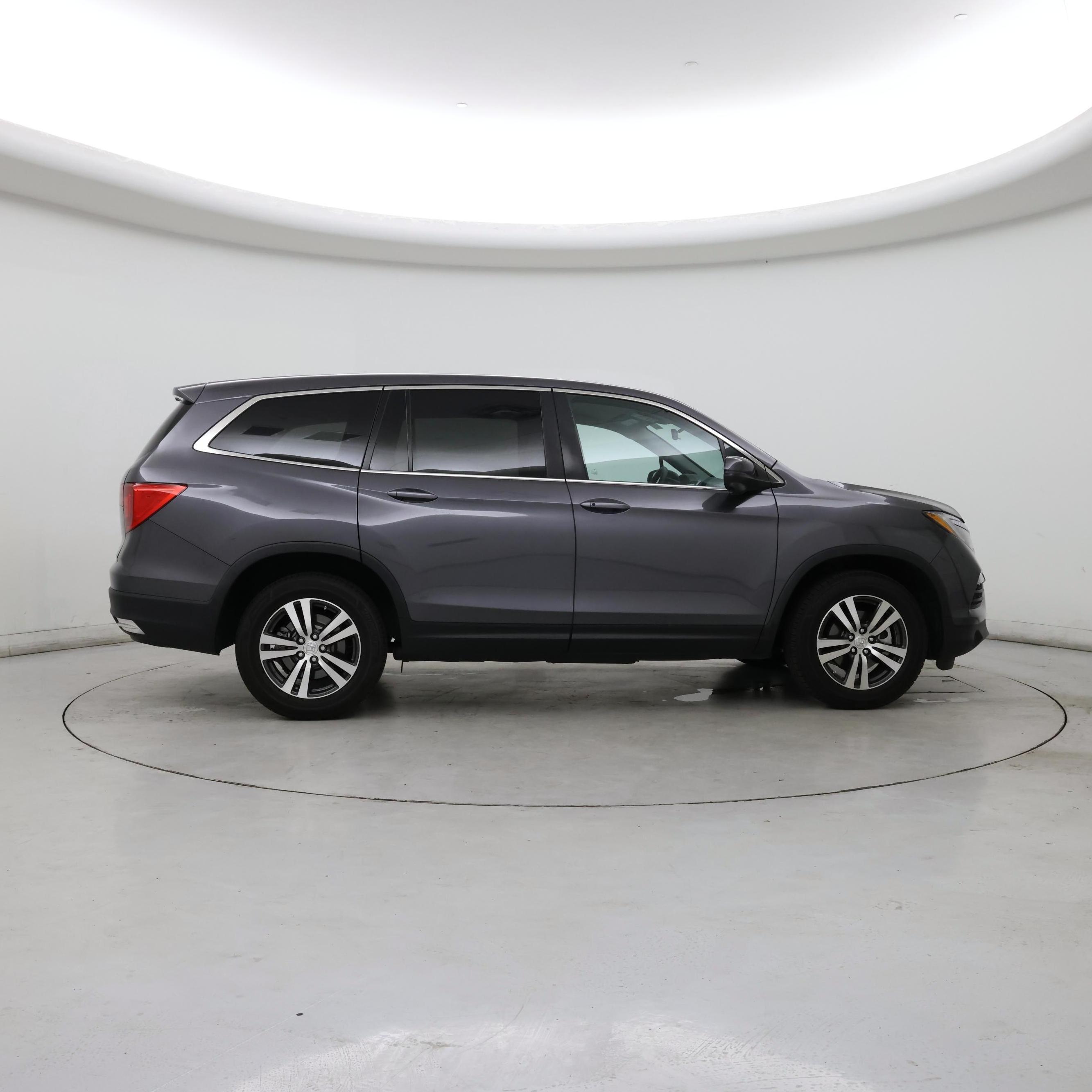 Thumbnail: 2018 Honda Pilot - 7