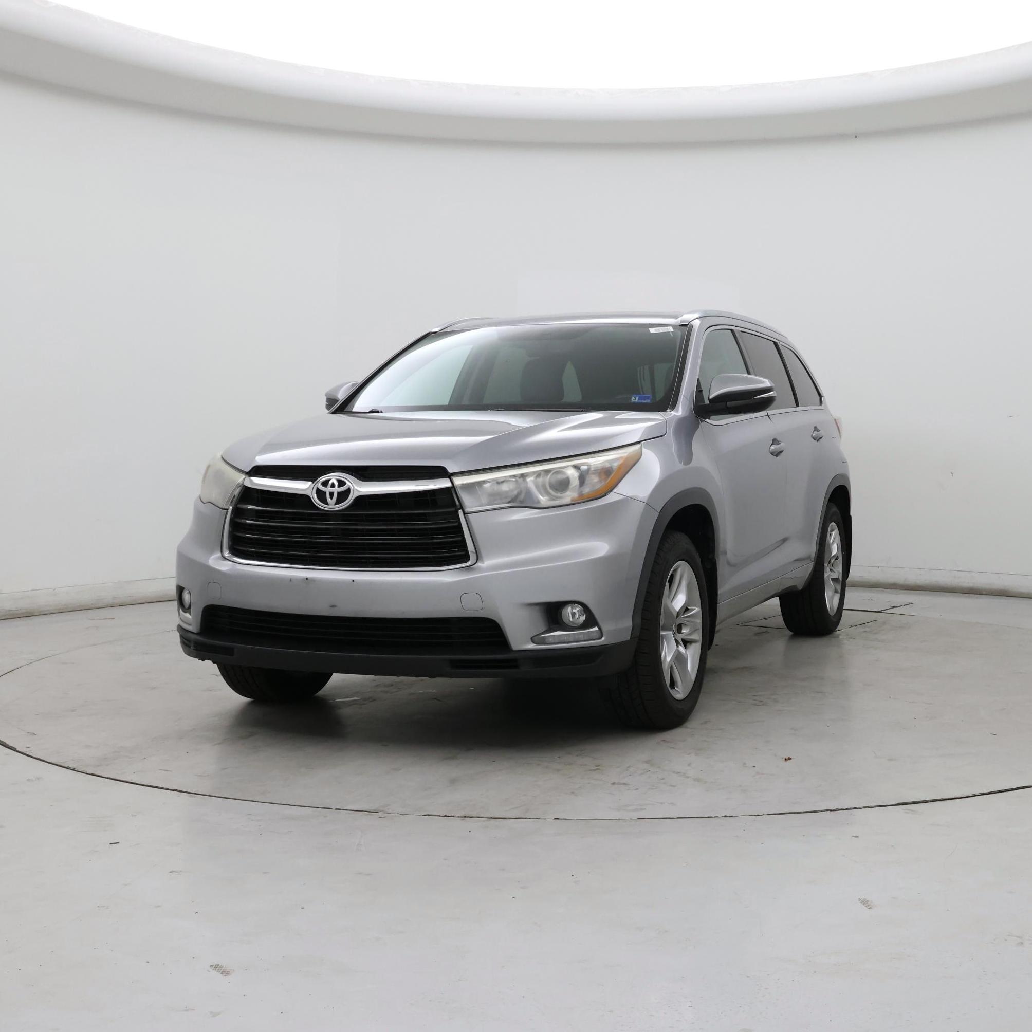 Thumbnail: 2016 Toyota Highlander - 4